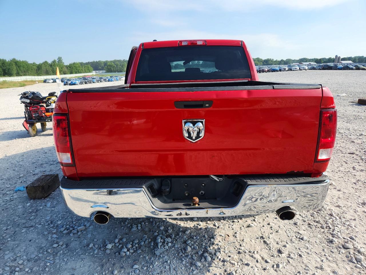 2014 Ram 1500 St Red vin: 1C6RR7KT3ES142827