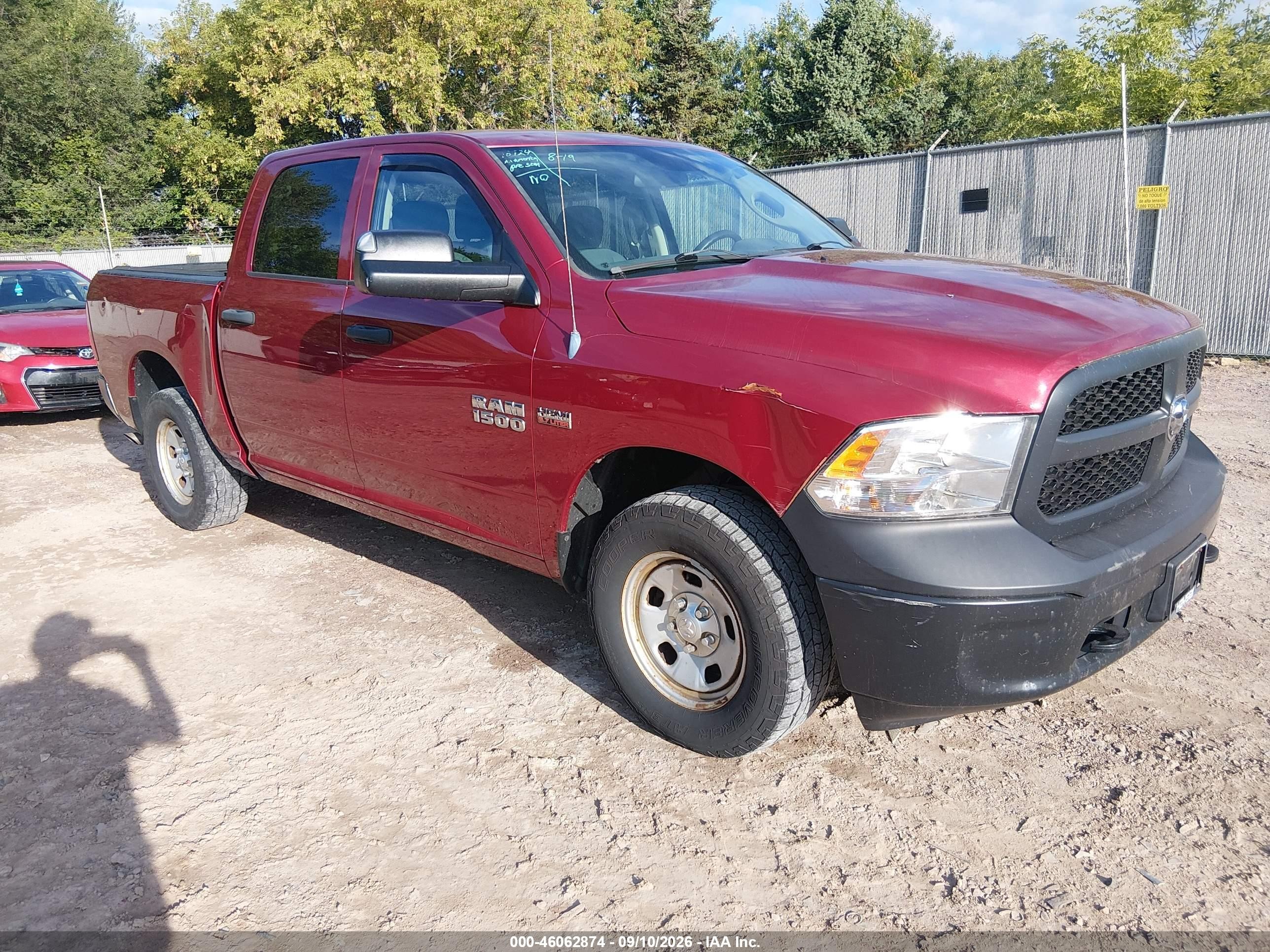 2014 Ram 1500 Tradesman Red vin: 1C6RR7KT3ES159045