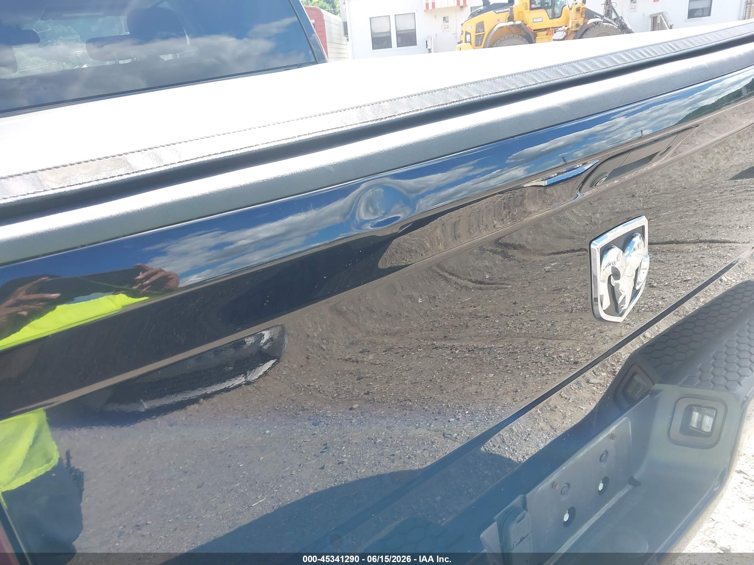 2015 Ram 1500 Express Black vin: 1C6RR7KT3FS588302