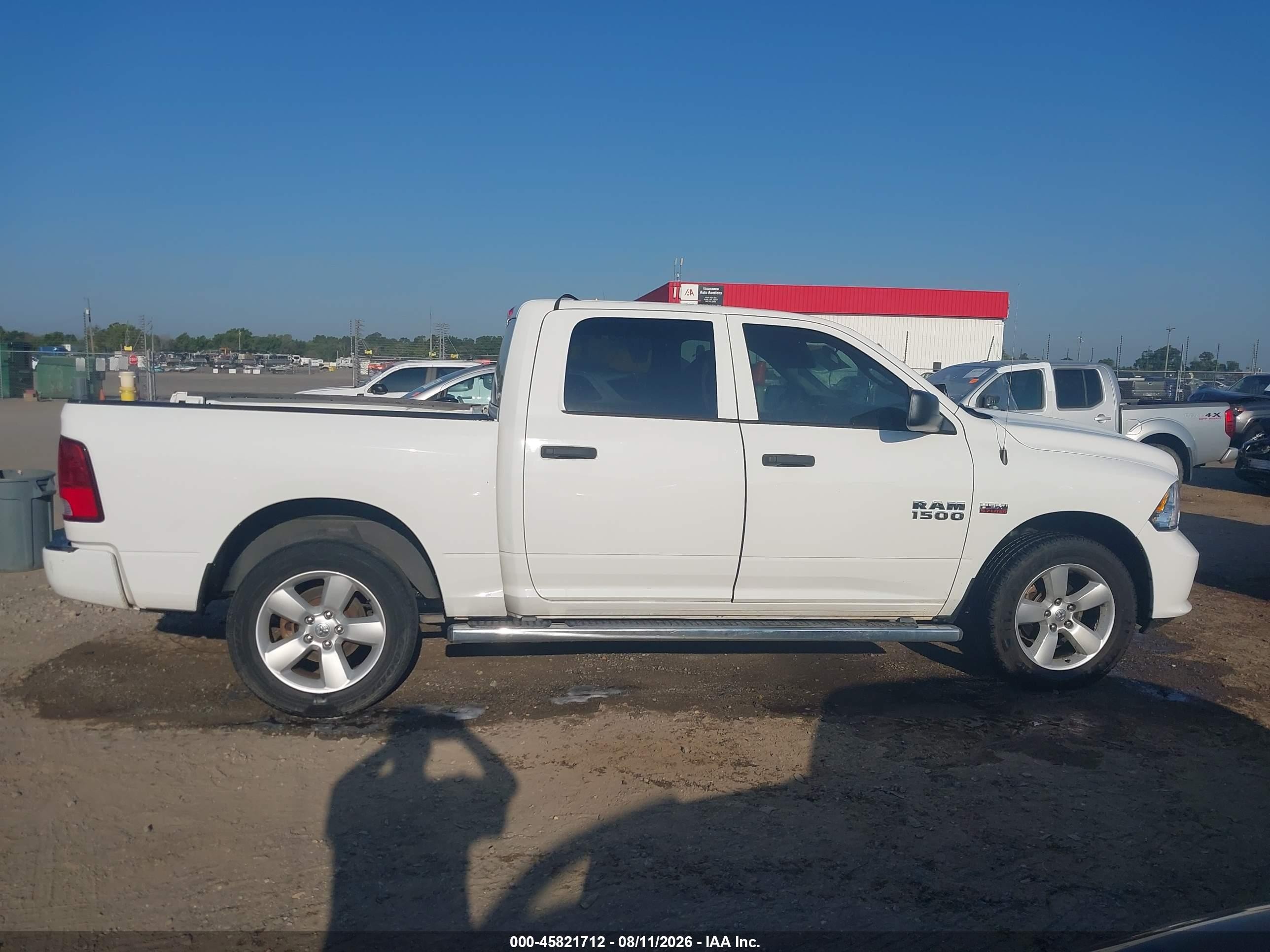 2015 Ram 1500 Express White vin: 1C6RR7KT3FS689596