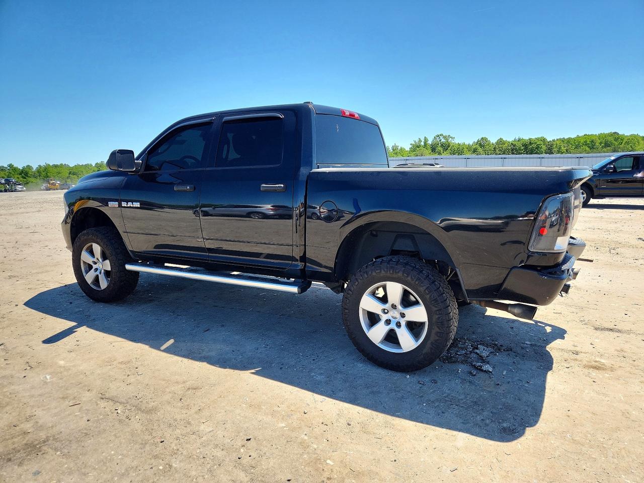 2013 Ram 1500 St Black vin: 1C6RR7KT4DS552017