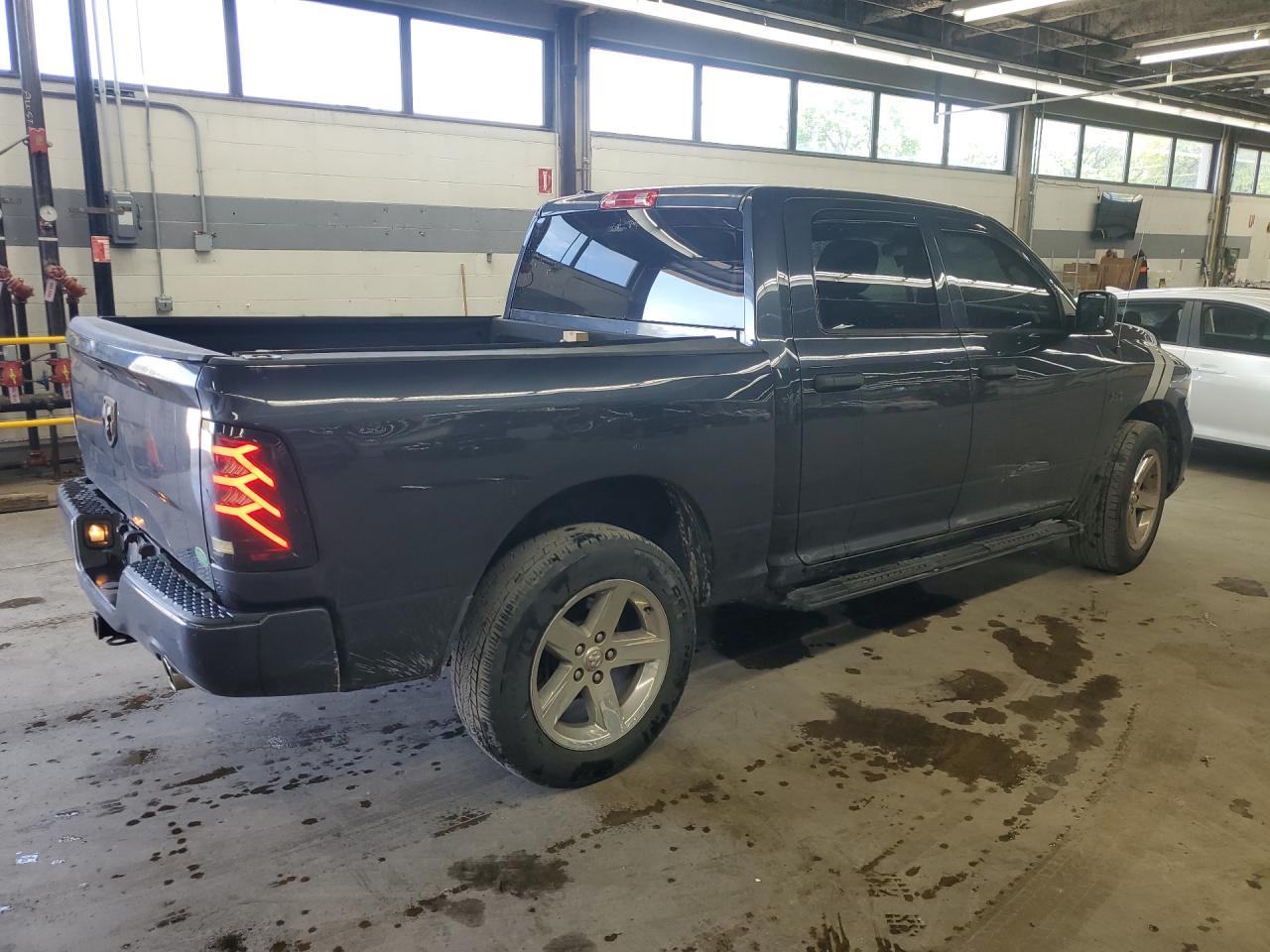 2013 Ram 1500 St Blue vin: 1C6RR7KT4DS683013 Damage: Right Bed Side, Multiple Dents/Paint Damage, 2