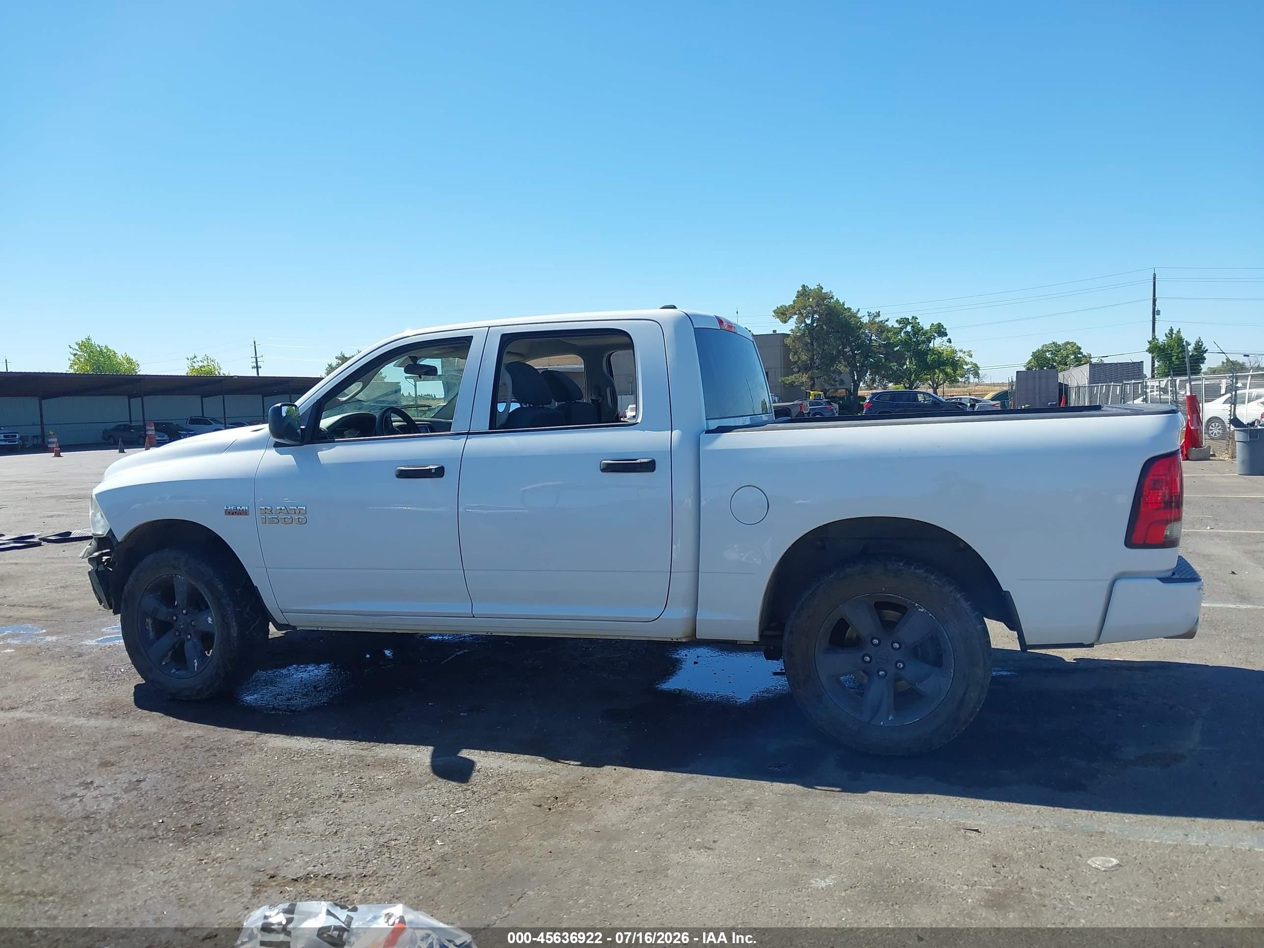 2014 Ram 1500 Express White vin: 1C6RR7KT4ES108234