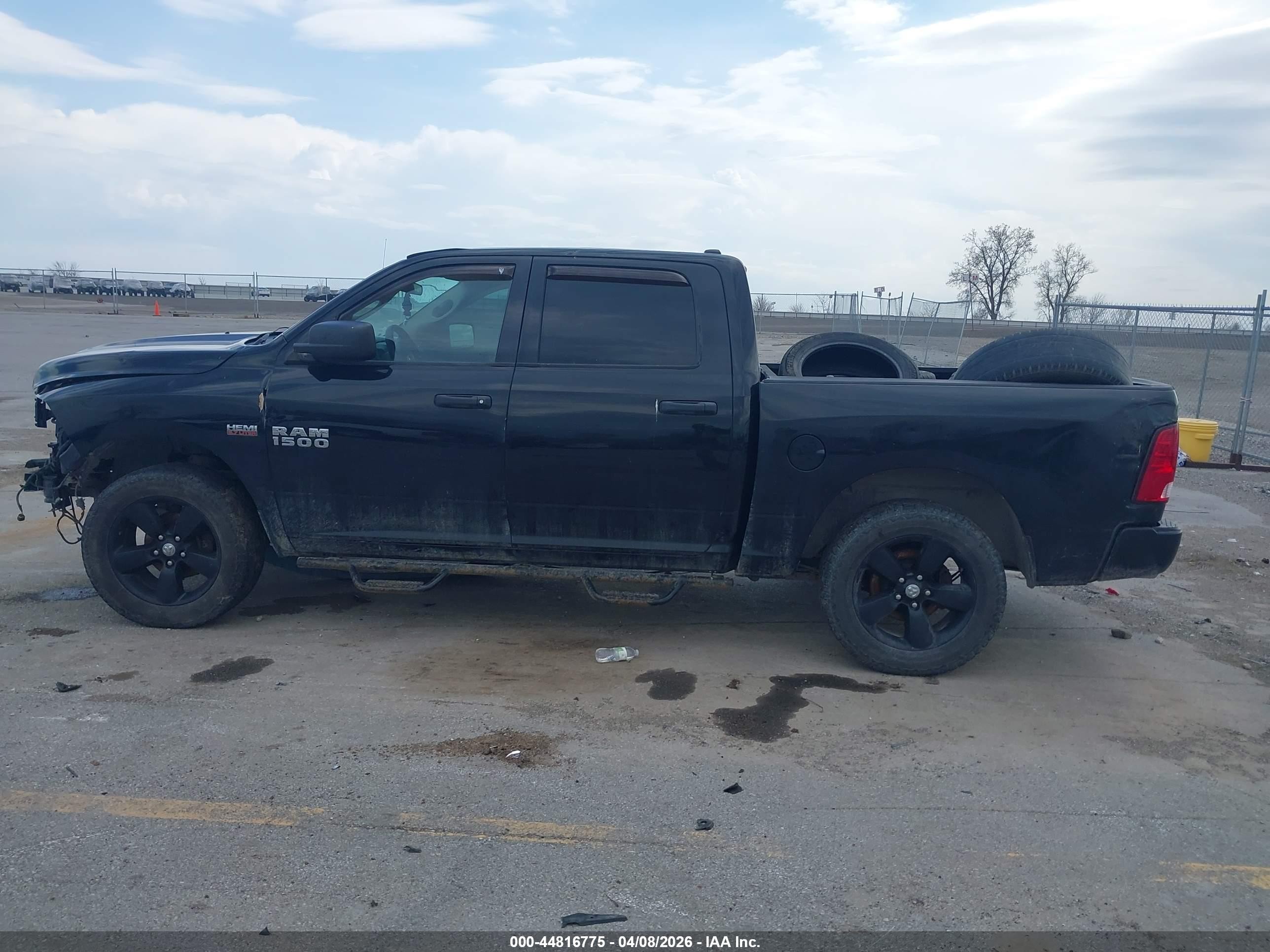 2014 Ram 1500 Express Black vin: 1C6RR7KT4ES248736