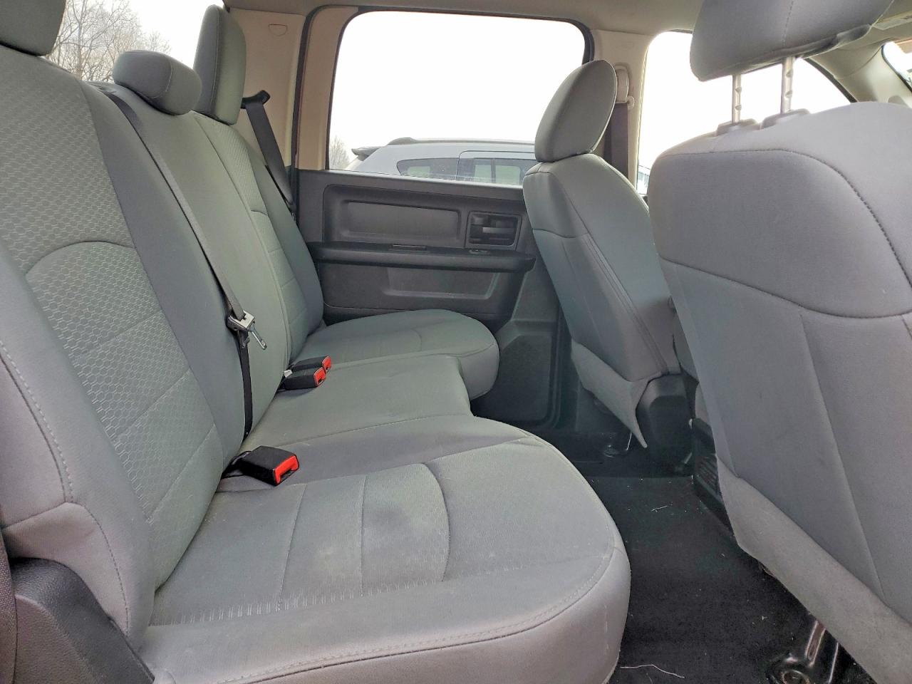 2014 Ram 1500 St Burgundy vin: 1C6RR7KT4ES451450