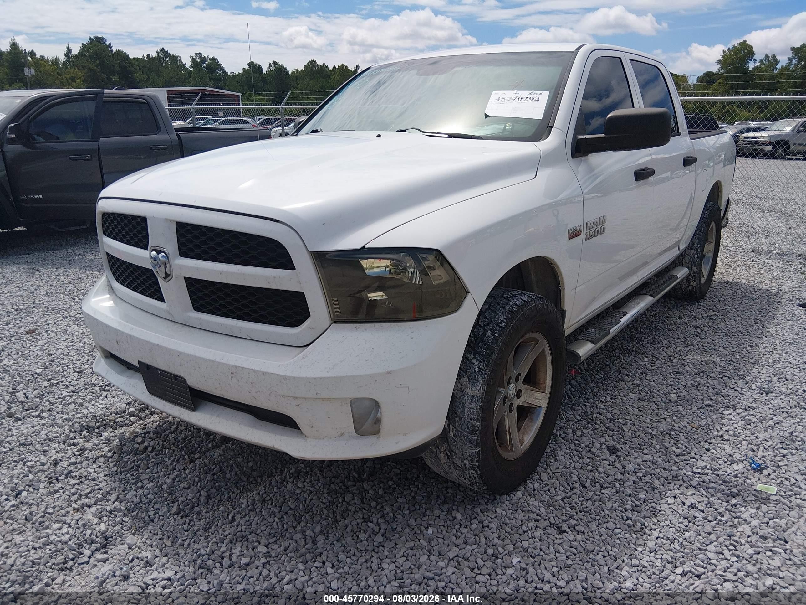 2013 Ram 1500 Express White vin: 1C6RR7KT5DS649548