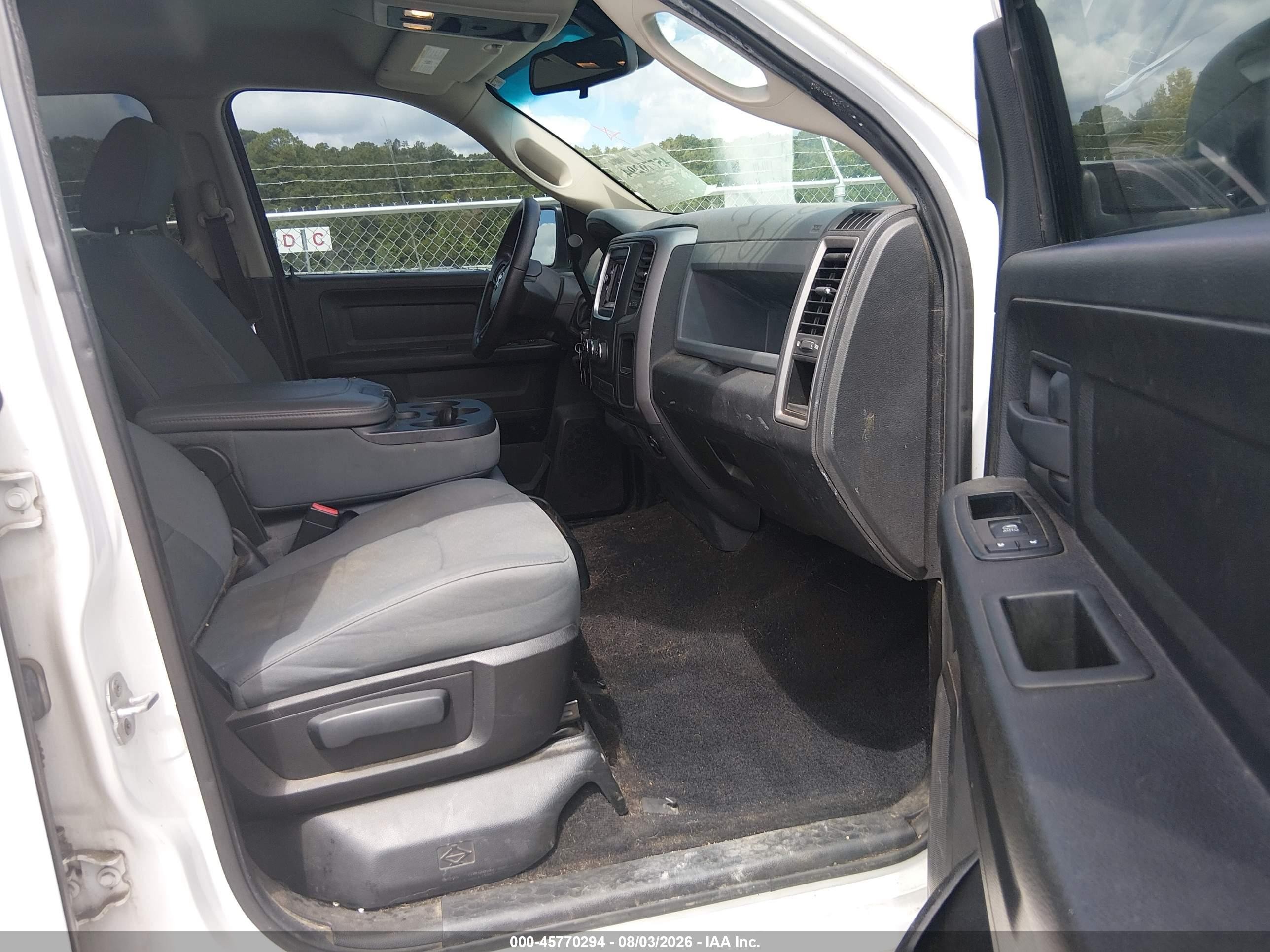 2013 Ram 1500 Express White vin: 1C6RR7KT5DS649548