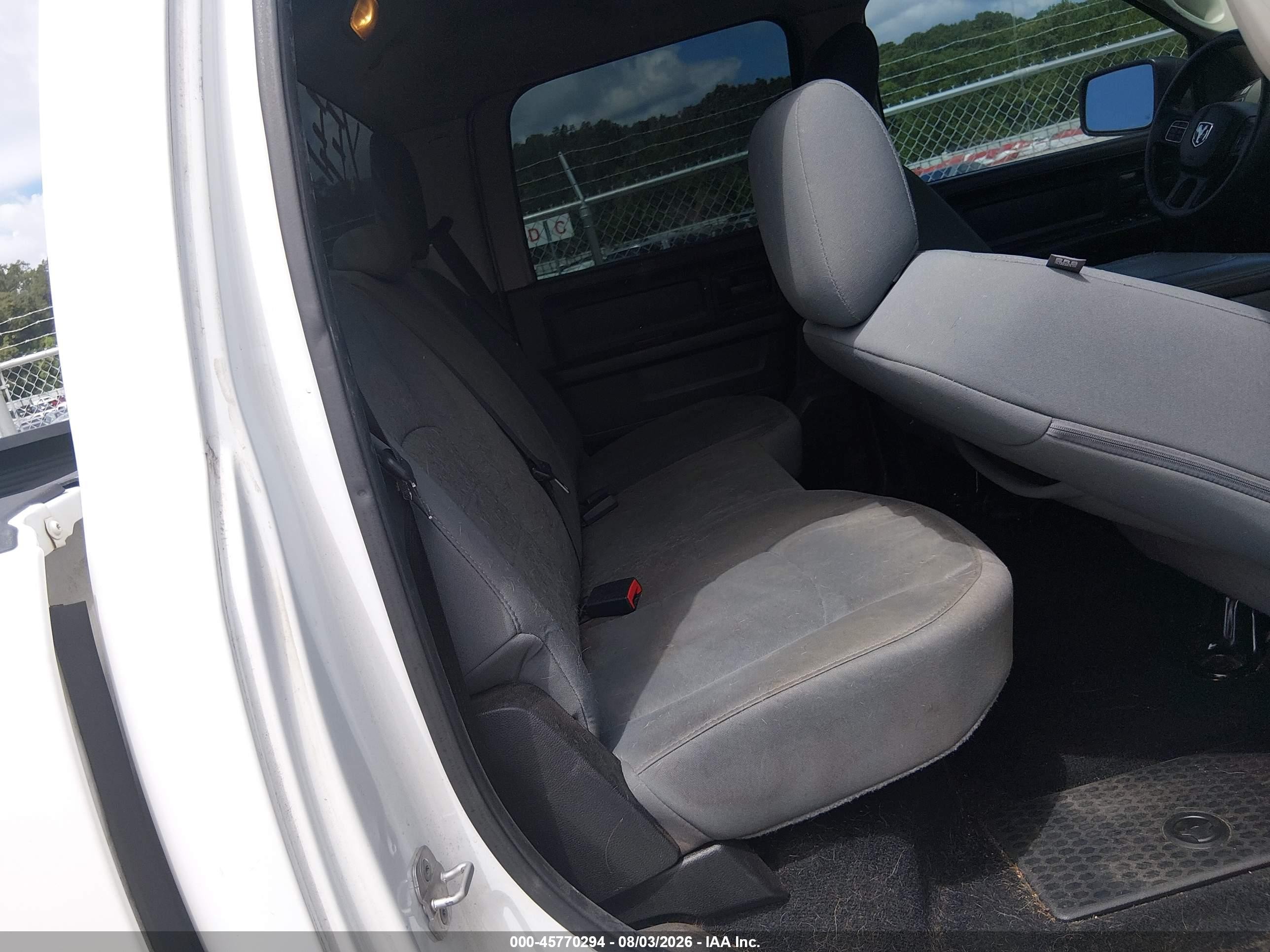 2013 Ram 1500 Express White vin: 1C6RR7KT5DS649548