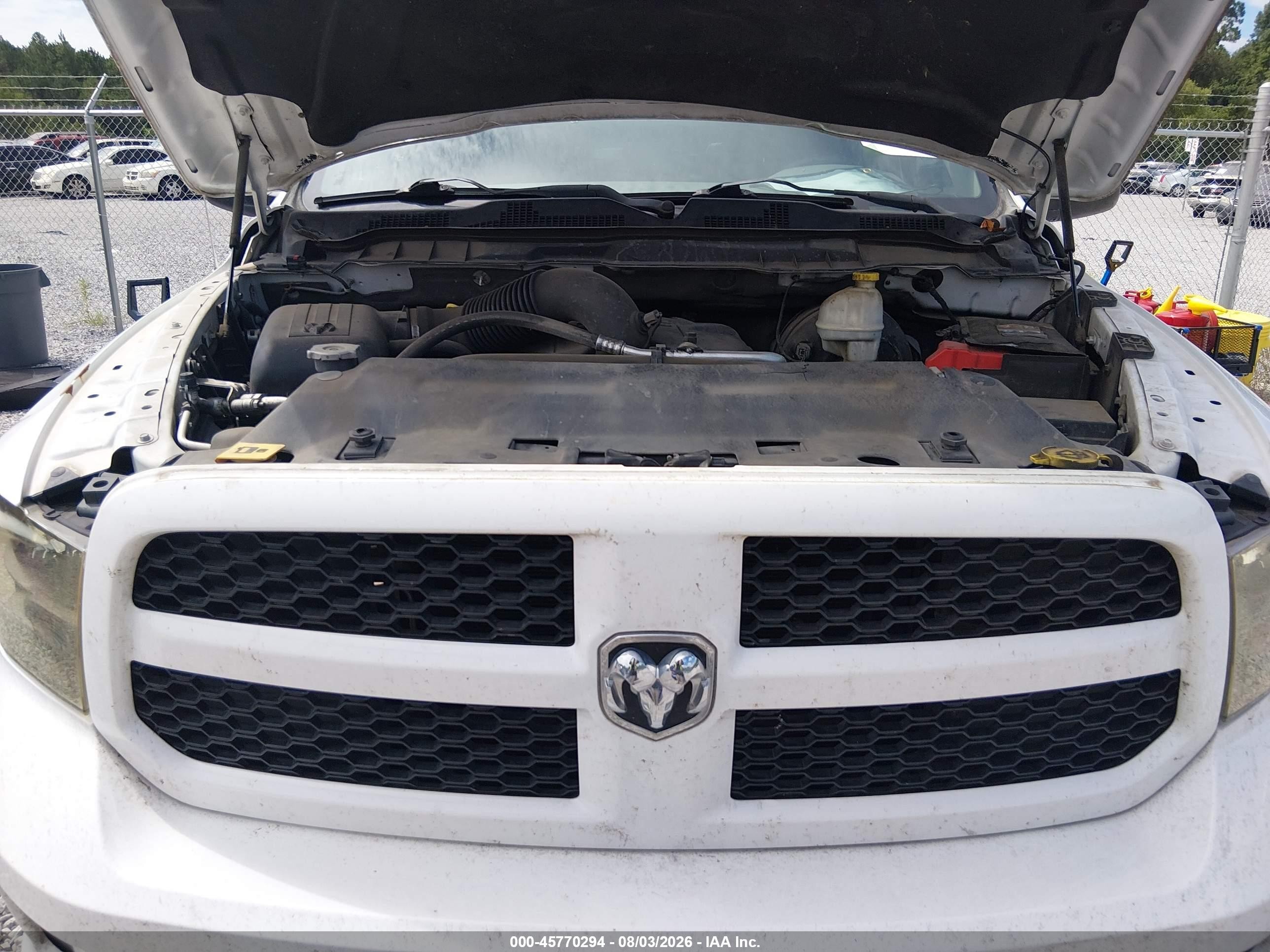 2013 Ram 1500 Express White vin: 1C6RR7KT5DS649548