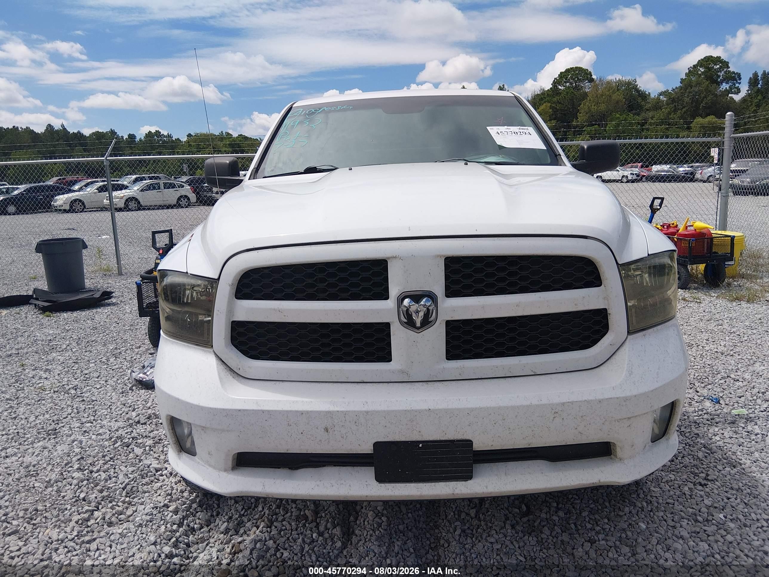 2013 Ram 1500 Express White vin: 1C6RR7KT5DS649548