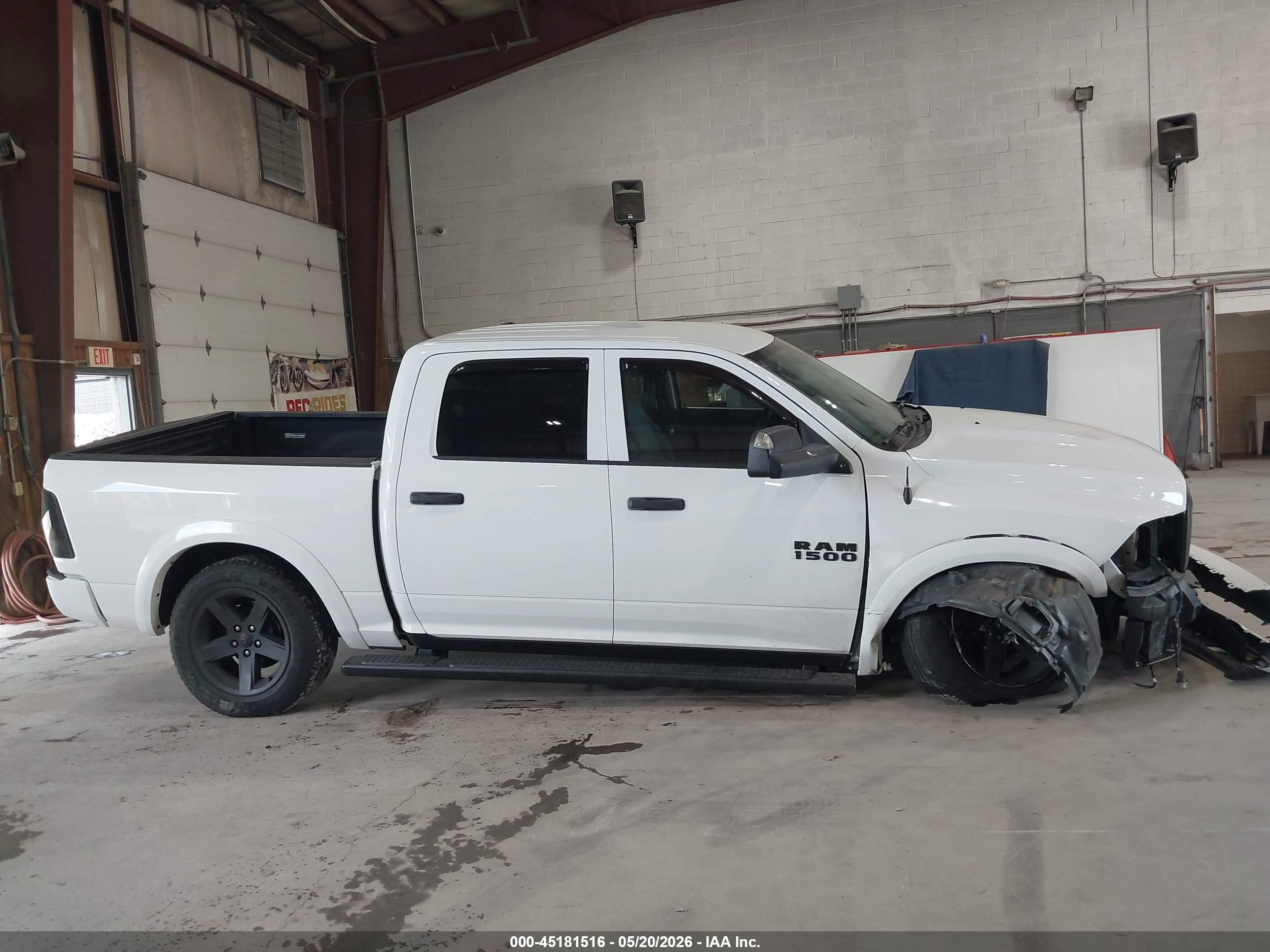 2014 Ram 1500 Express White vin: 1C6RR7KT5ES273337