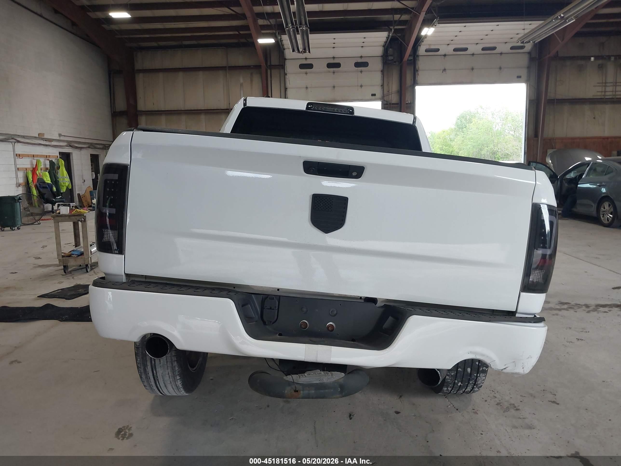 2014 Ram 1500 Express White vin: 1C6RR7KT5ES273337