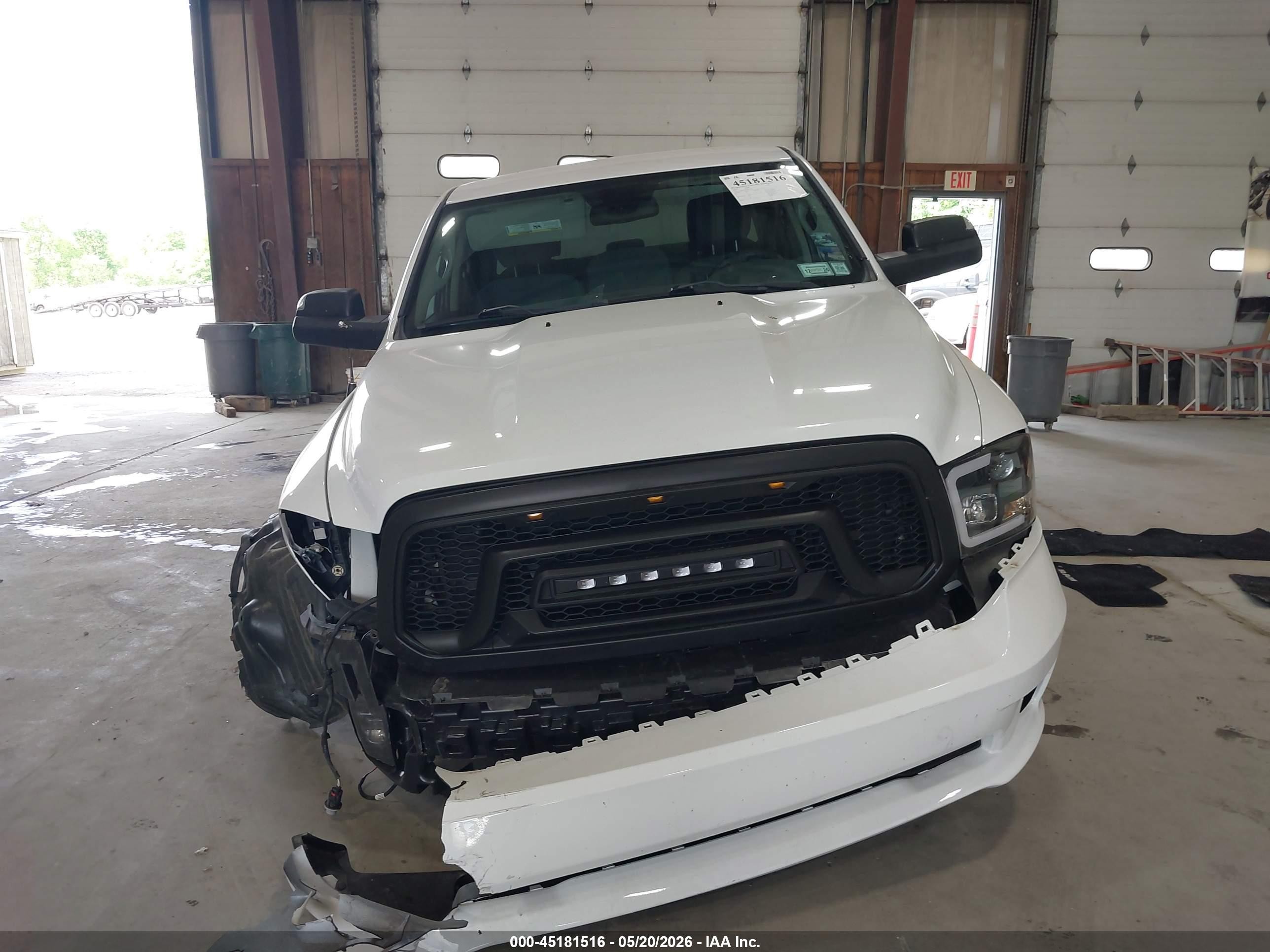 2014 Ram 1500 Express White vin: 1C6RR7KT5ES273337