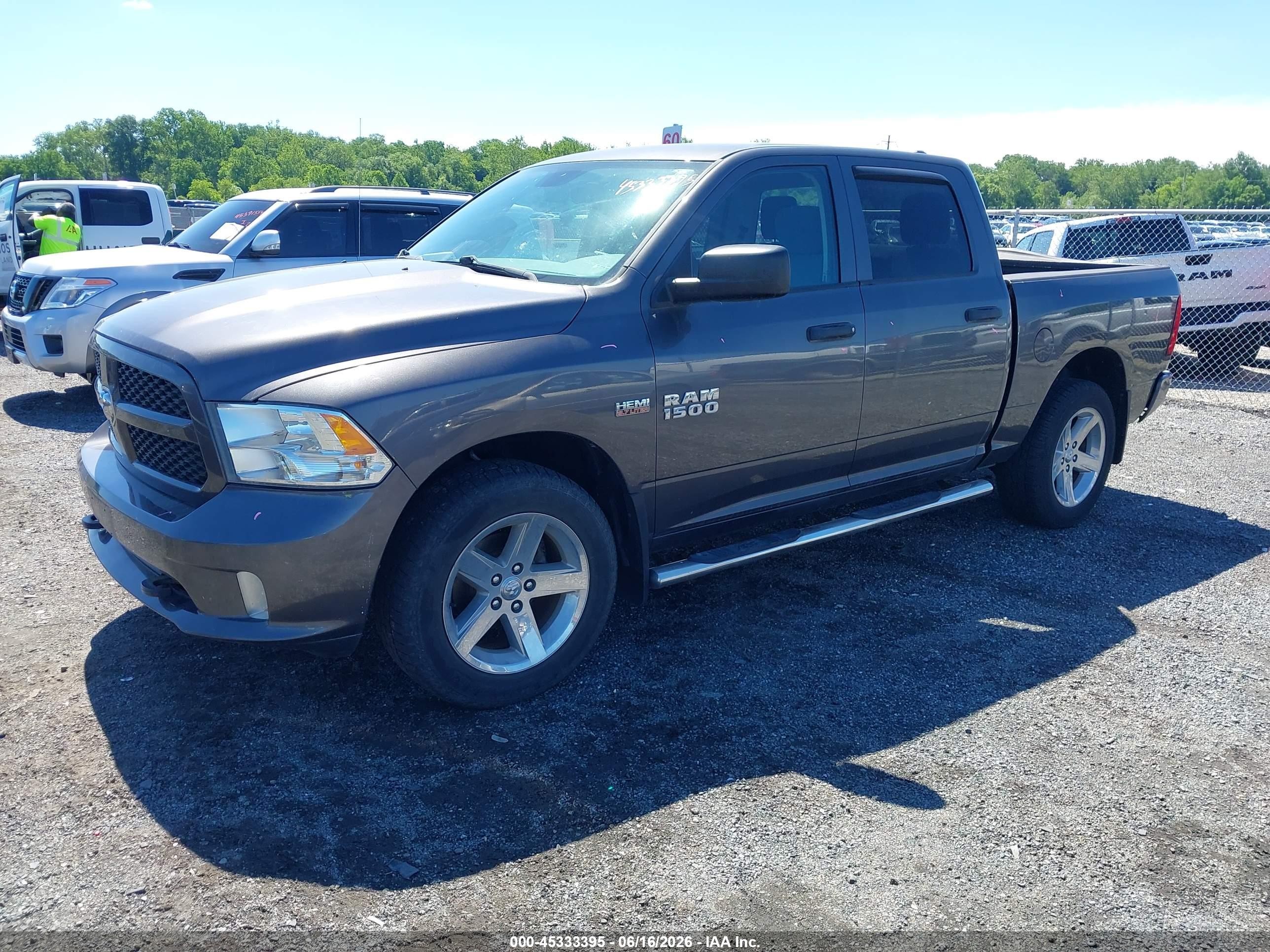 2014 Ram 1500 Express Серый vin: 1C6RR7KT5ES362860