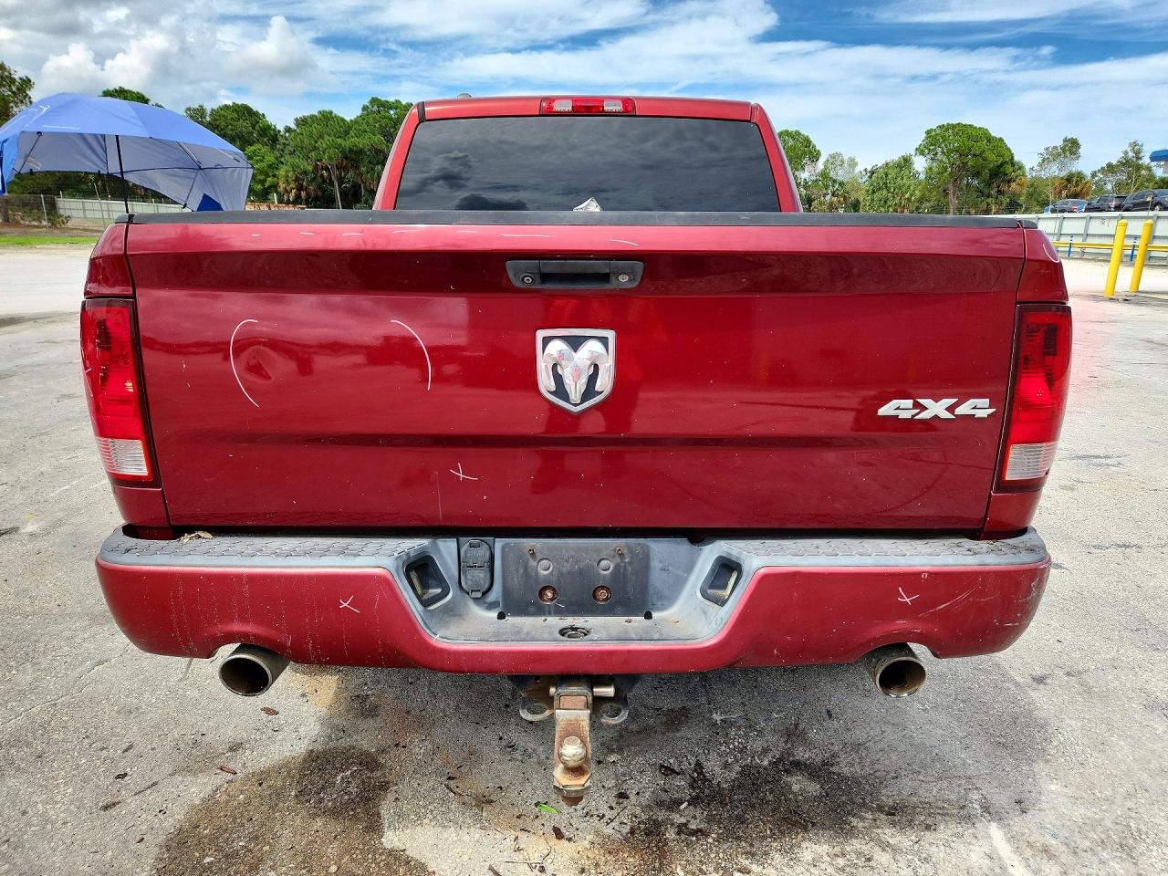 2013 Ram 1500 St Red vin: 1C6RR7KT6DS586699