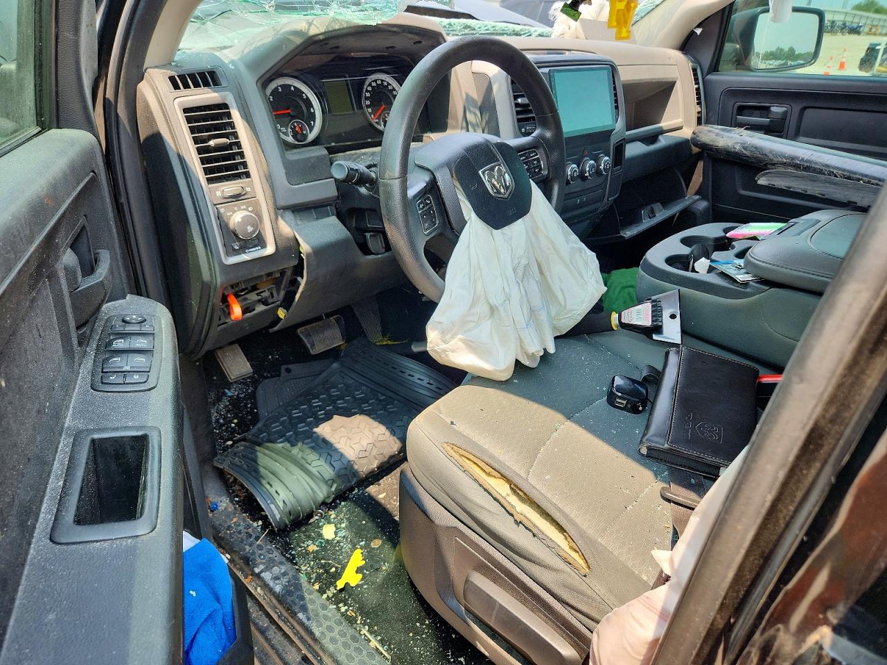 2015 Ram 1500 St Черный vin: 1C6RR7KT6FS572689