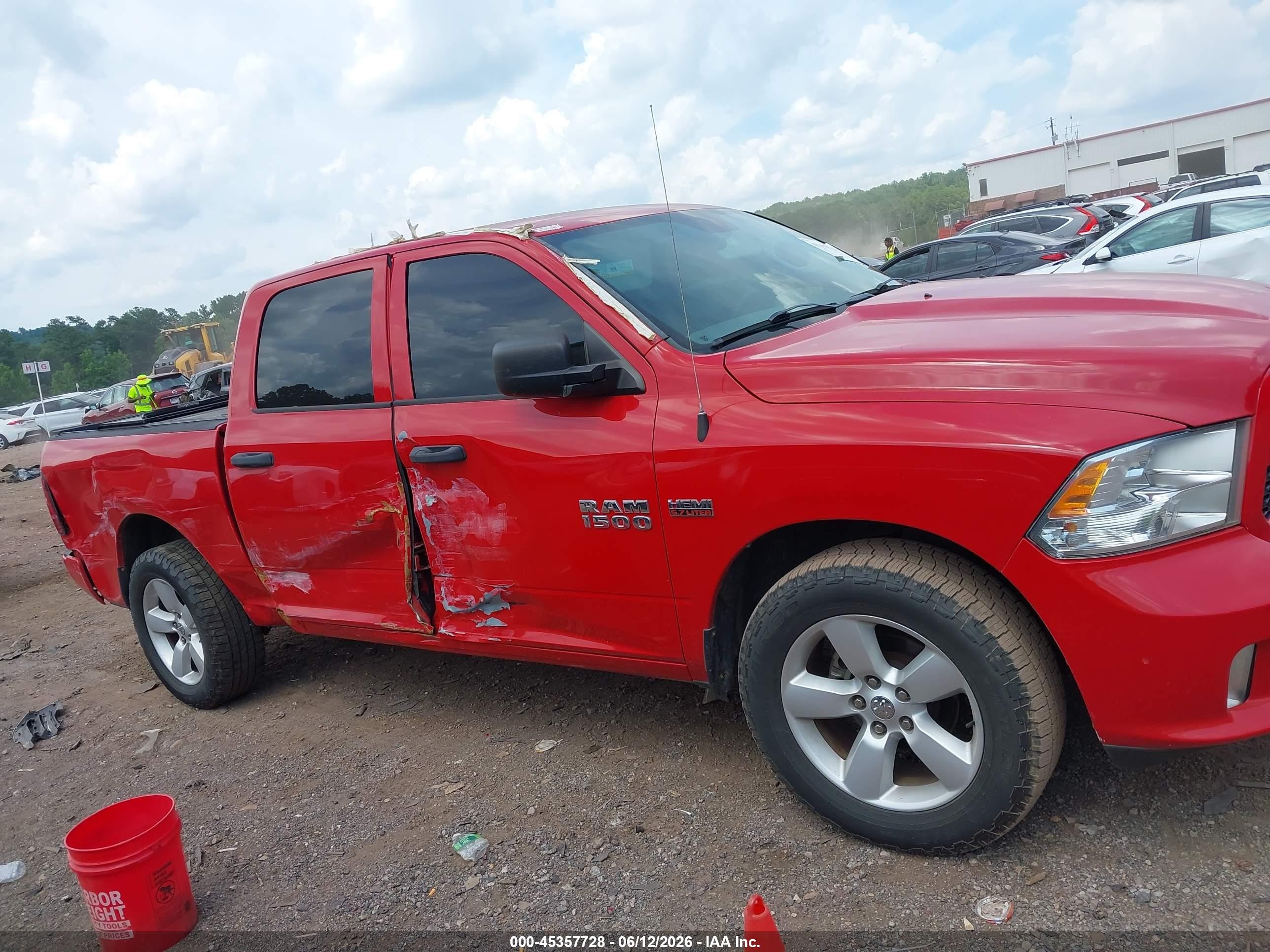 2015 Ram 1500 Express Red vin: 1C6RR7KT6FS780958
