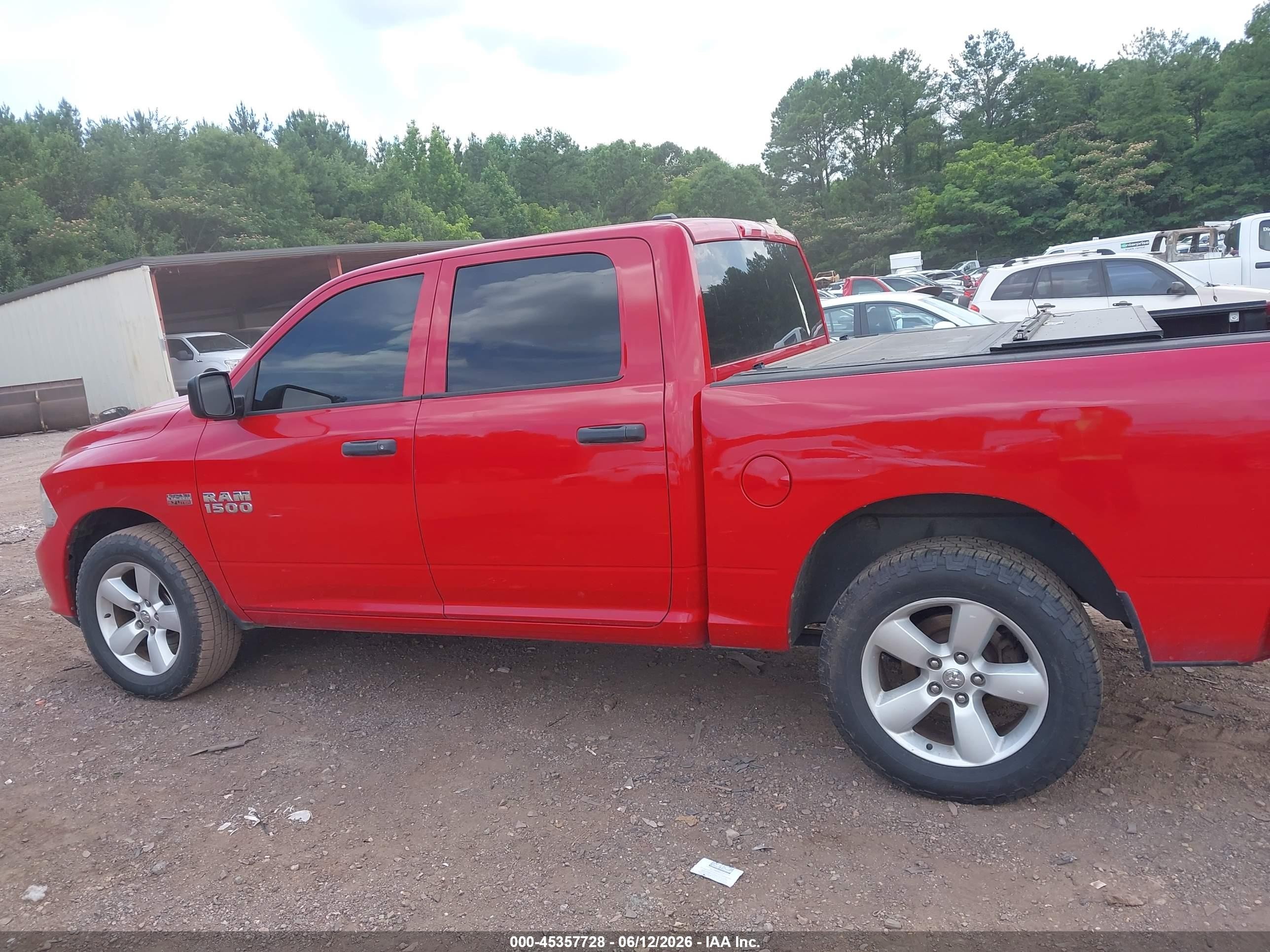 2015 Ram 1500 Express Red vin: 1C6RR7KT6FS780958