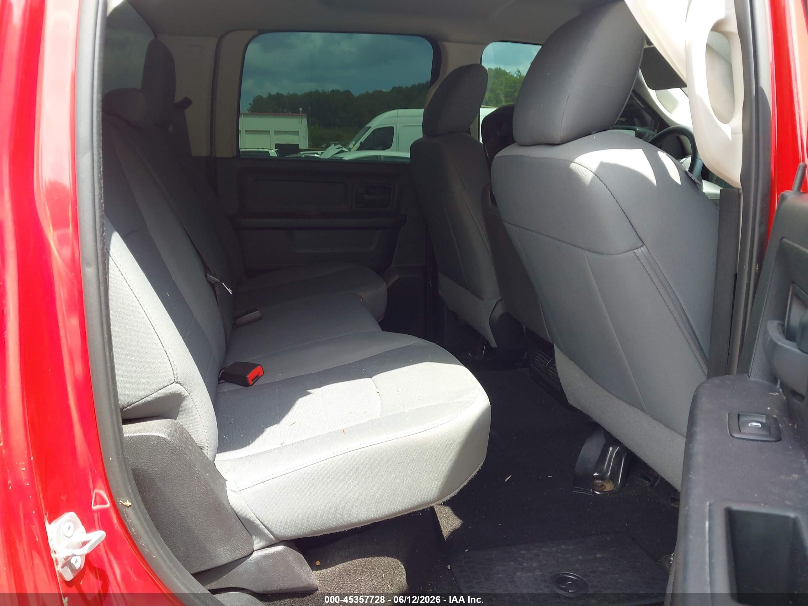 2015 Ram 1500 Express Red vin: 1C6RR7KT6FS780958