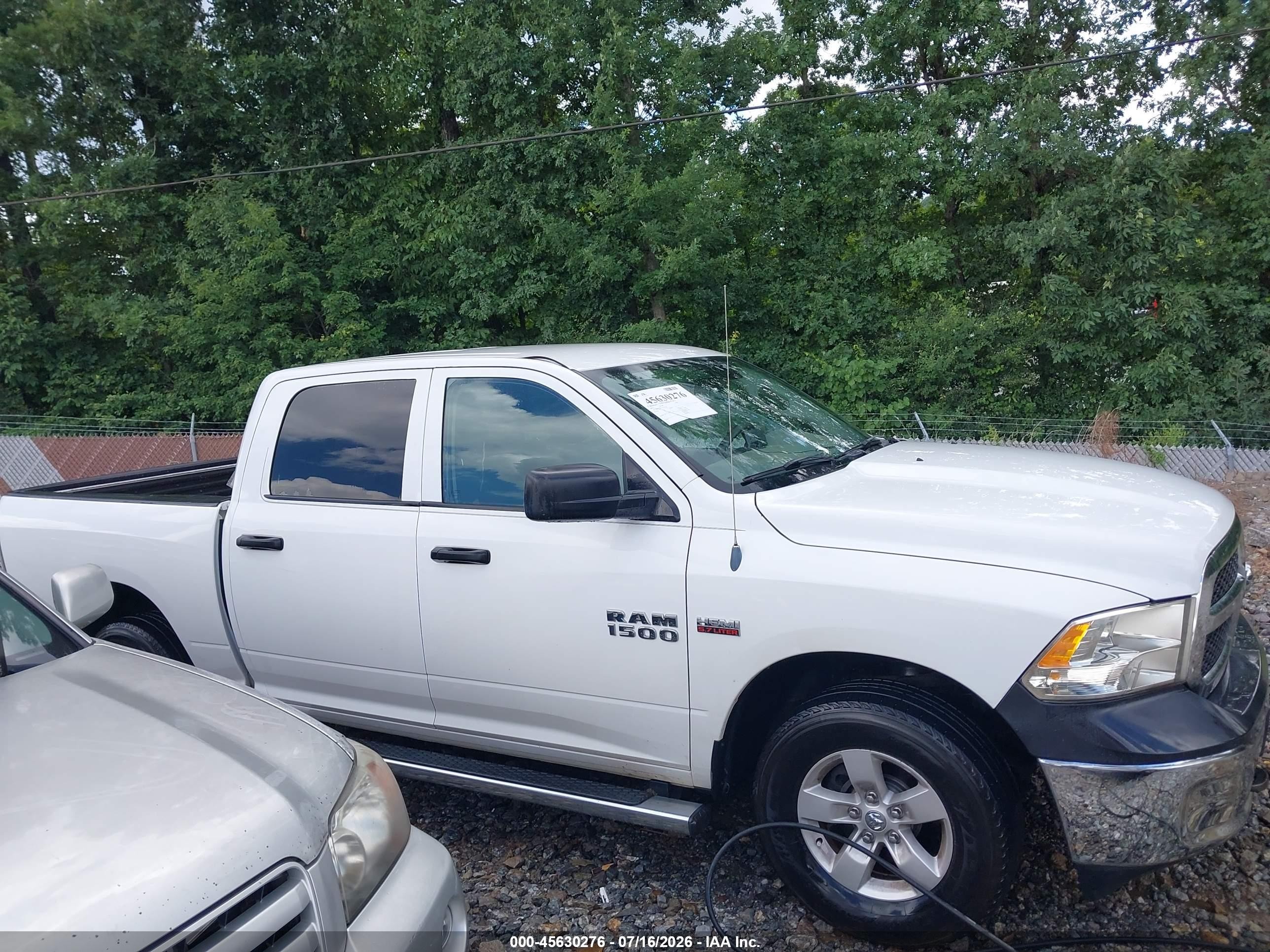 2013 Ram 1500 Tradesman White vin: 1C6RR7KT7DS547720