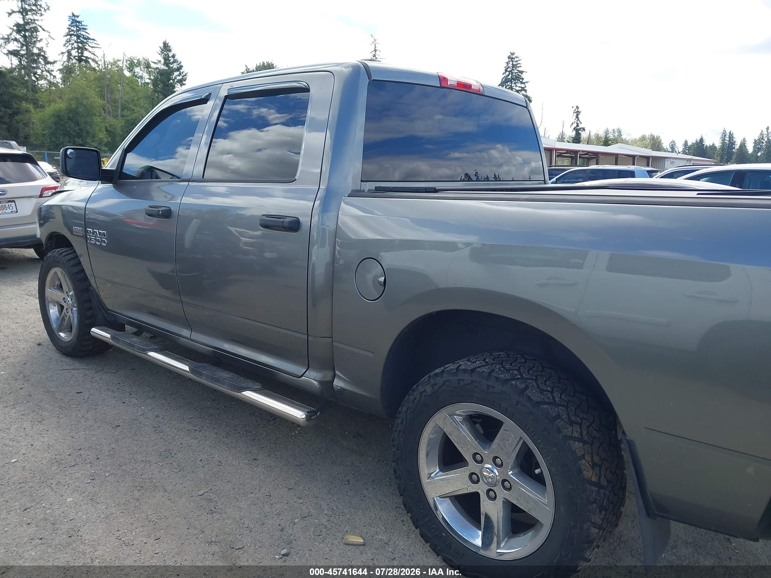 2013 Ram 1500 Express Gray vin: 1C6RR7KT7DS558765