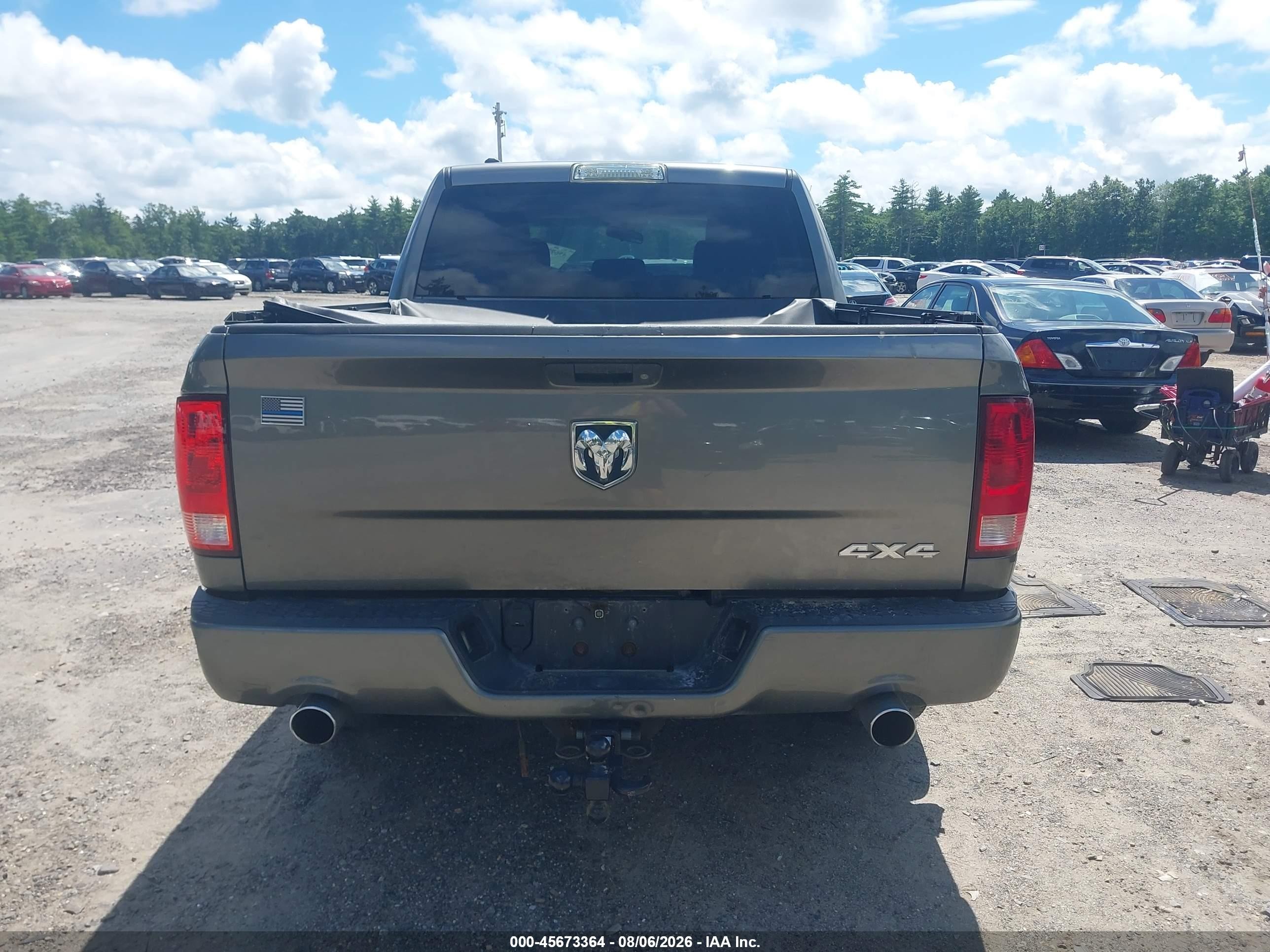 2013 Ram 1500 Express Gray vin: 1C6RR7KT7DS631701