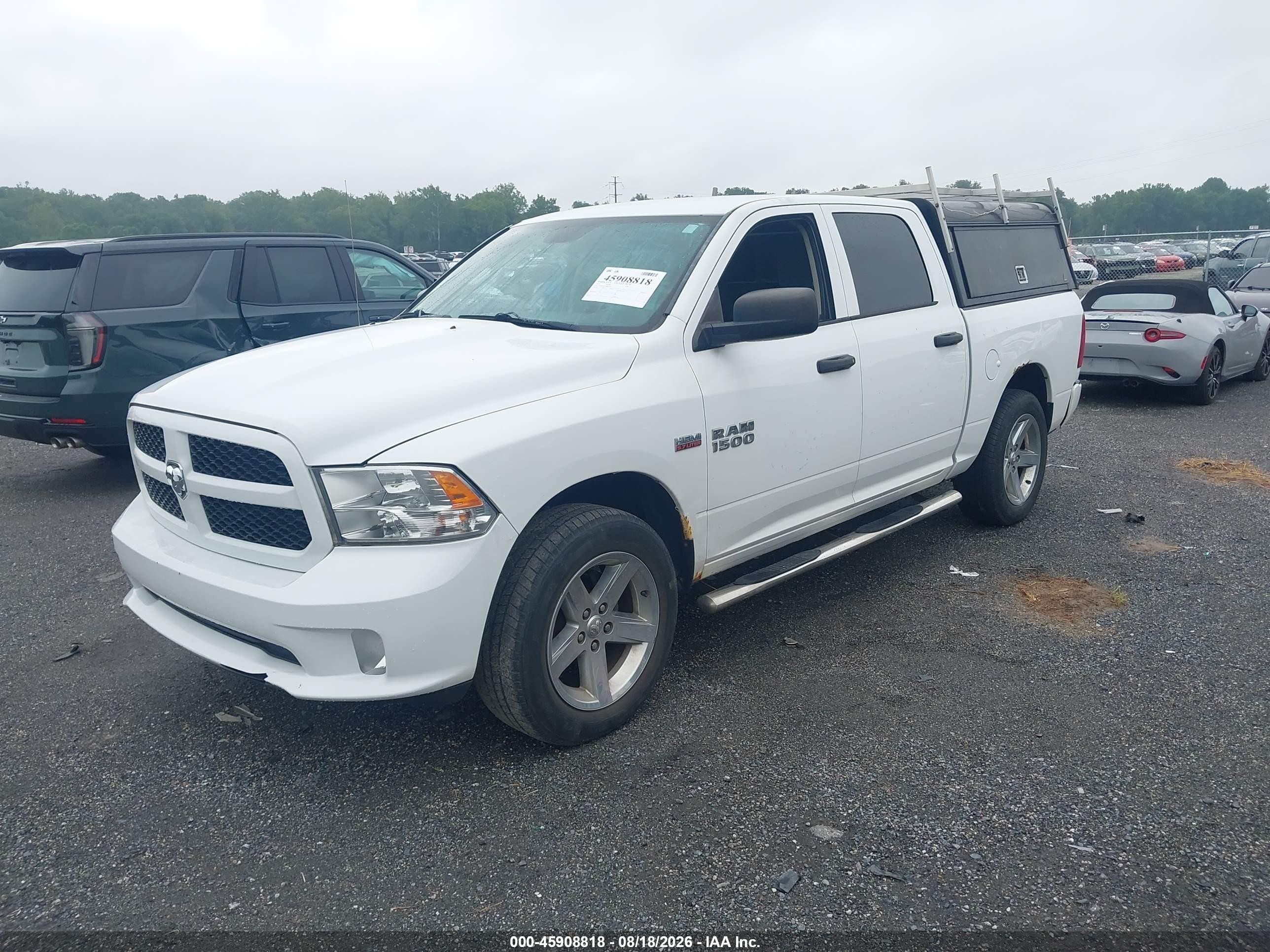 2013 Ram 1500 Express White vin: 1C6RR7KT7DS669378