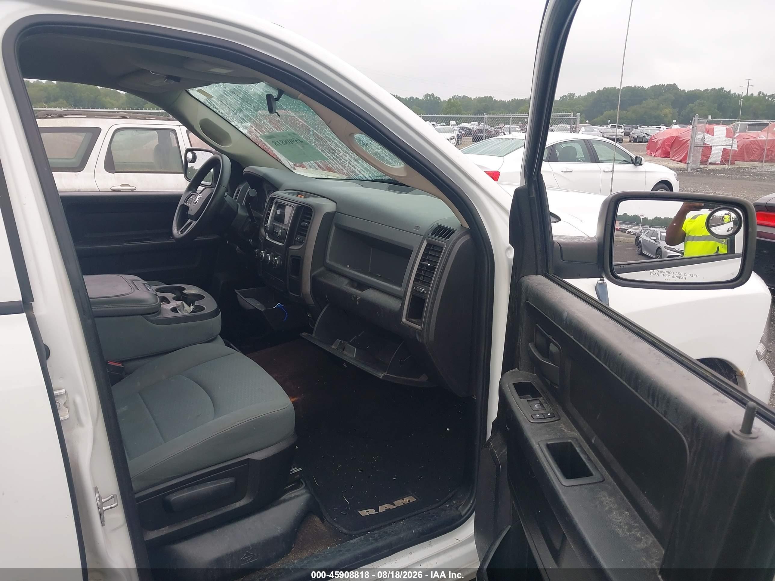 2013 Ram 1500 Express White vin: 1C6RR7KT7DS669378