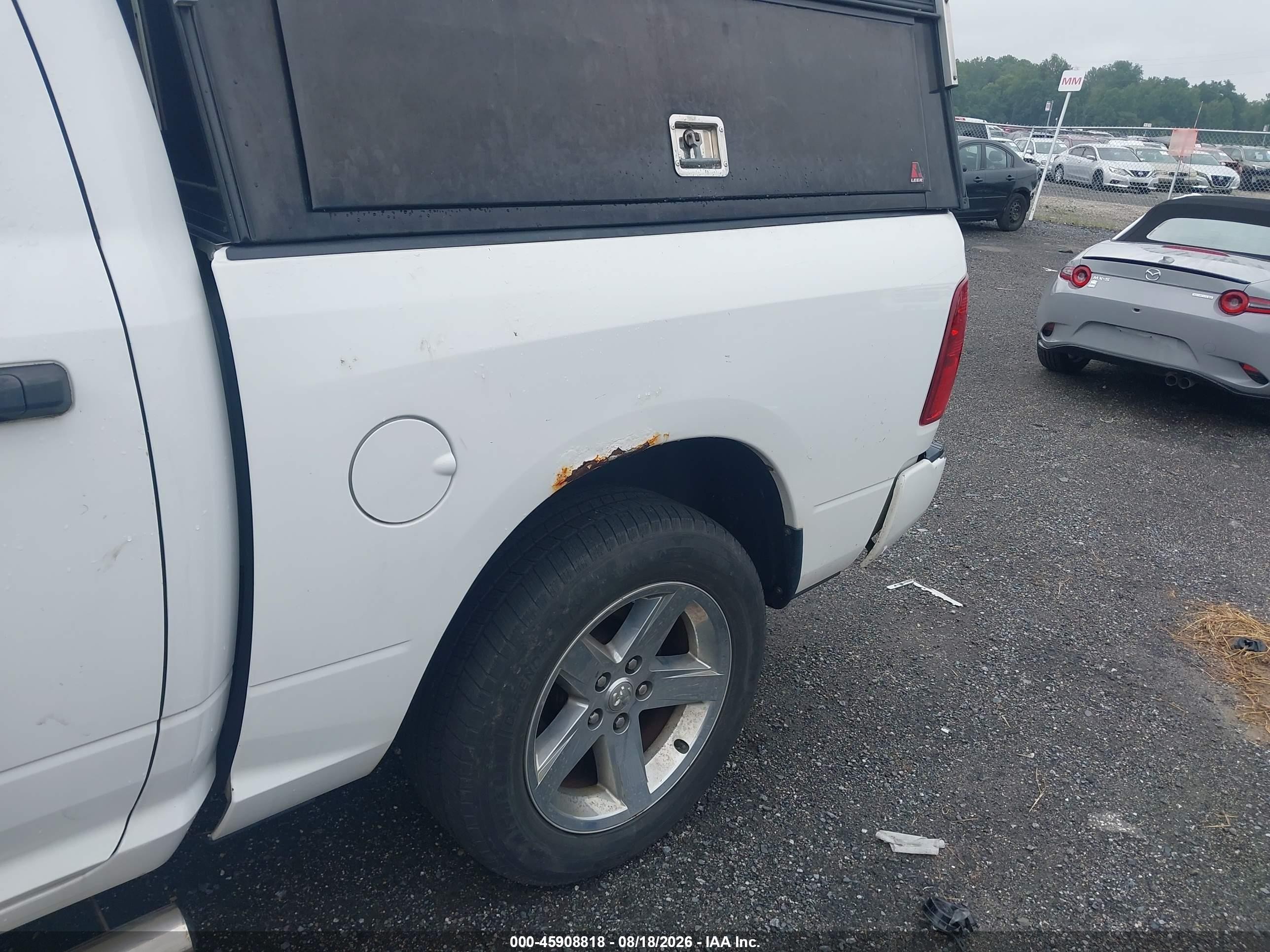2013 Ram 1500 Express White vin: 1C6RR7KT7DS669378