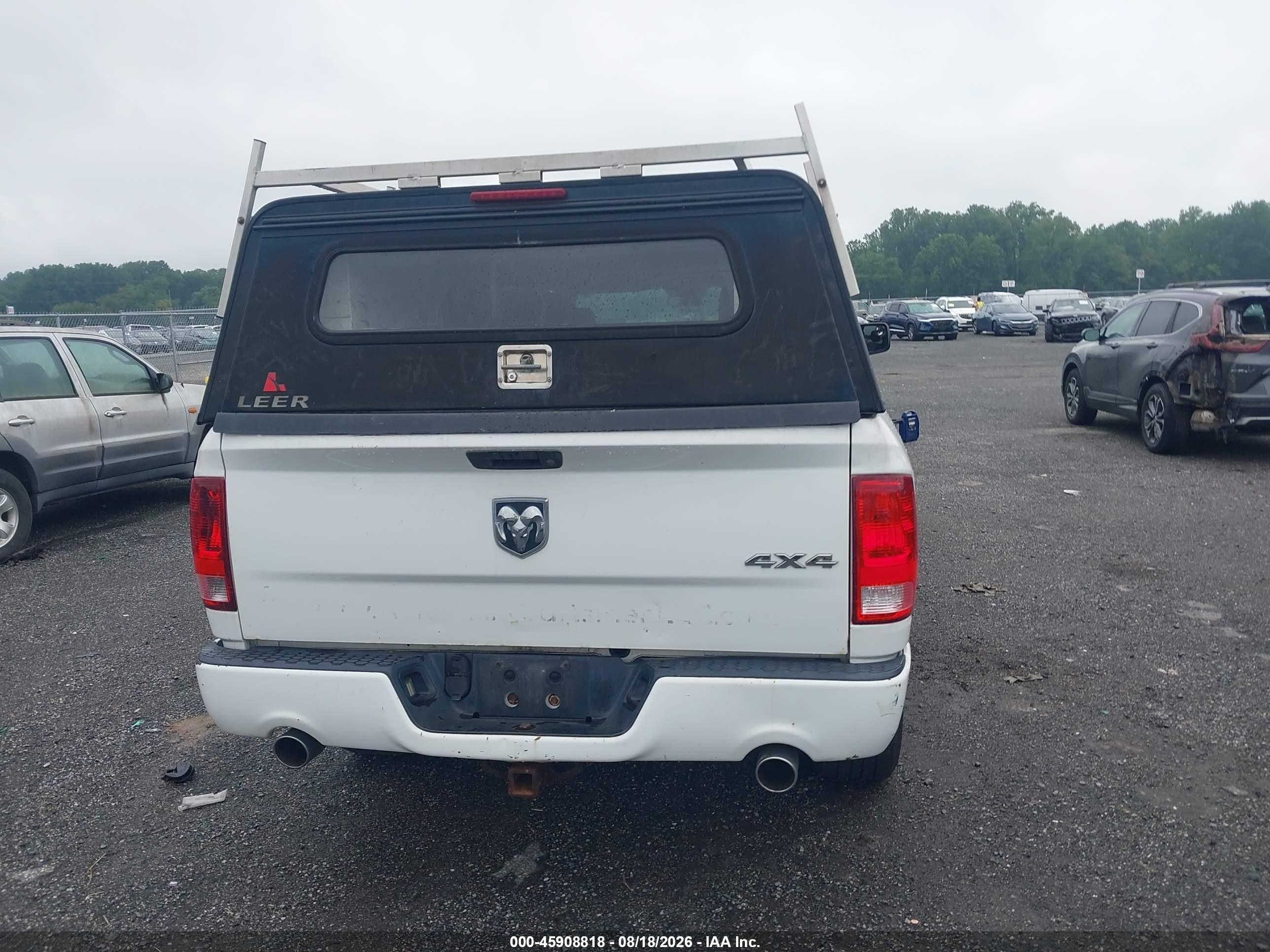 2013 Ram 1500 Express White vin: 1C6RR7KT7DS669378