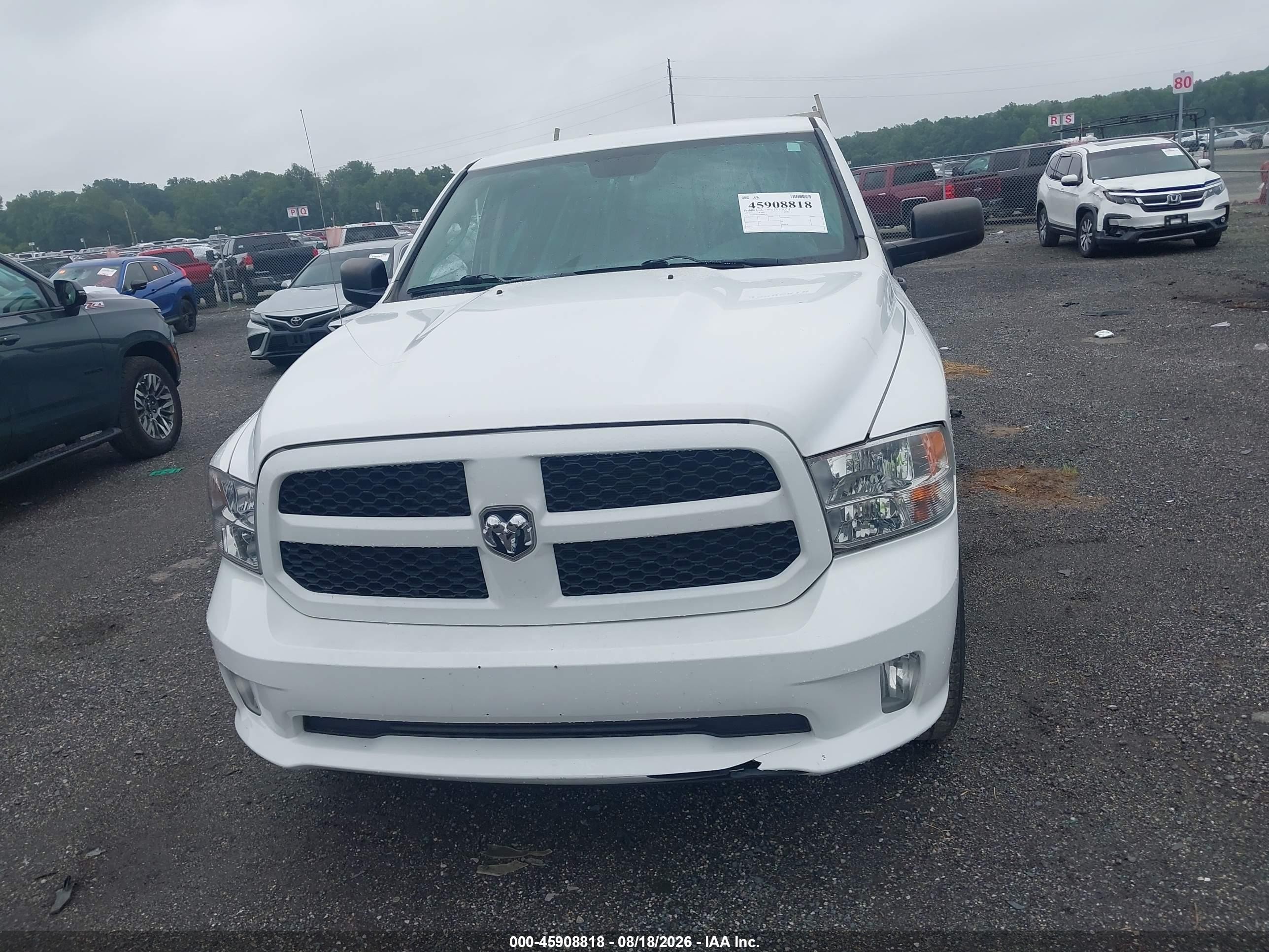 2013 Ram 1500 Express White vin: 1C6RR7KT7DS669378