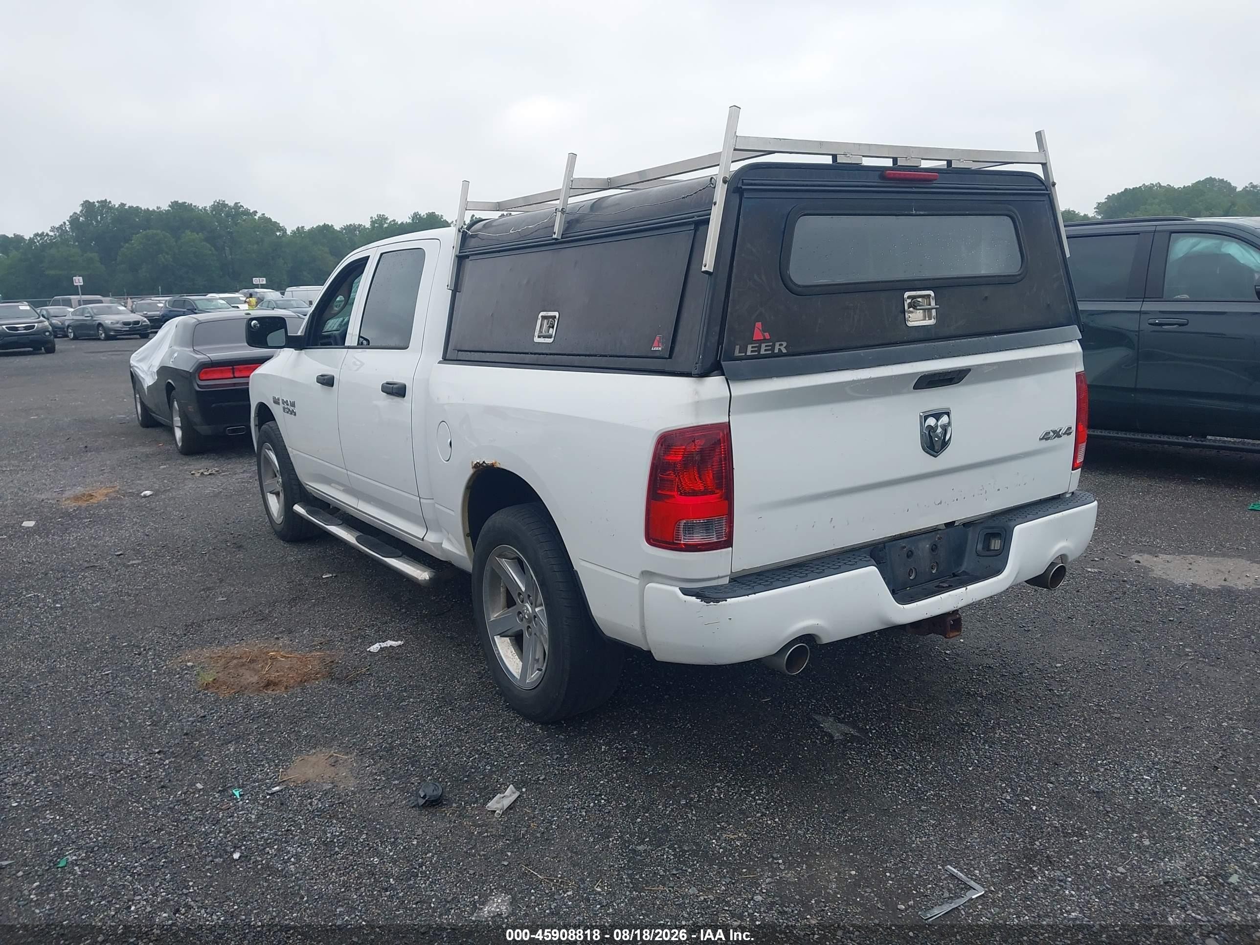 2013 Ram 1500 Express White vin: 1C6RR7KT7DS669378