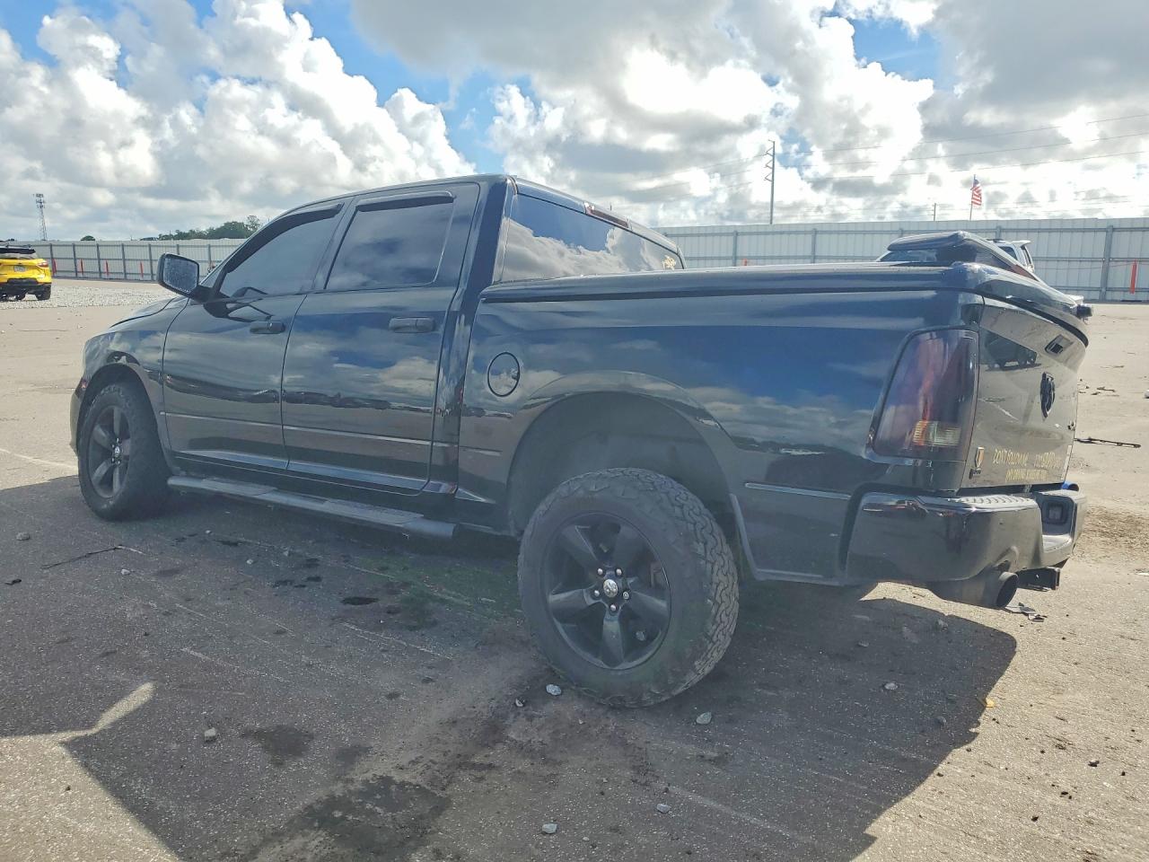 2014 Ram 1500 St Черный vin: 1C6RR7KT7ES116599
