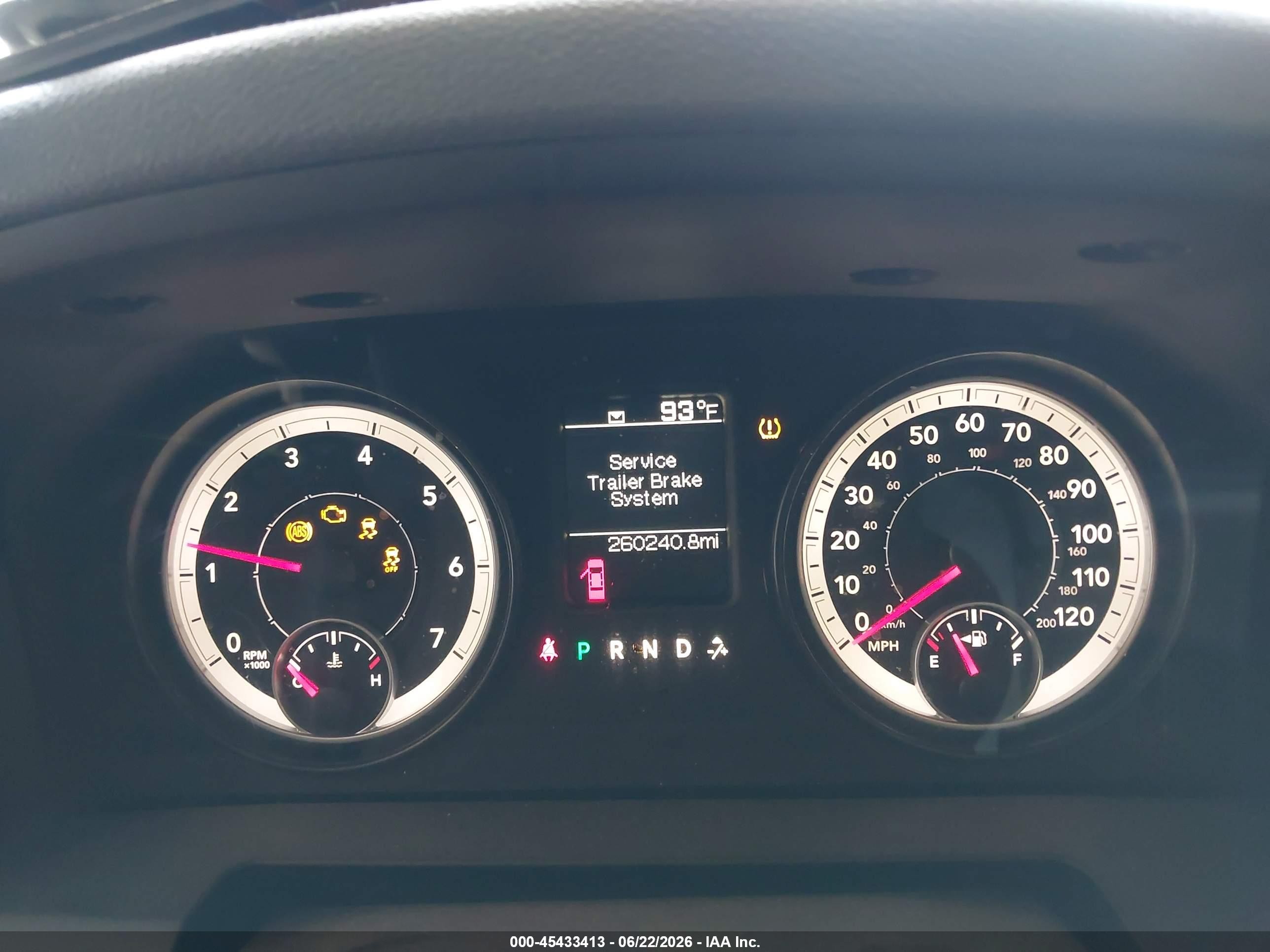 2014 Ram 1500 Express White vin: 1C6RR7KT7ES202009