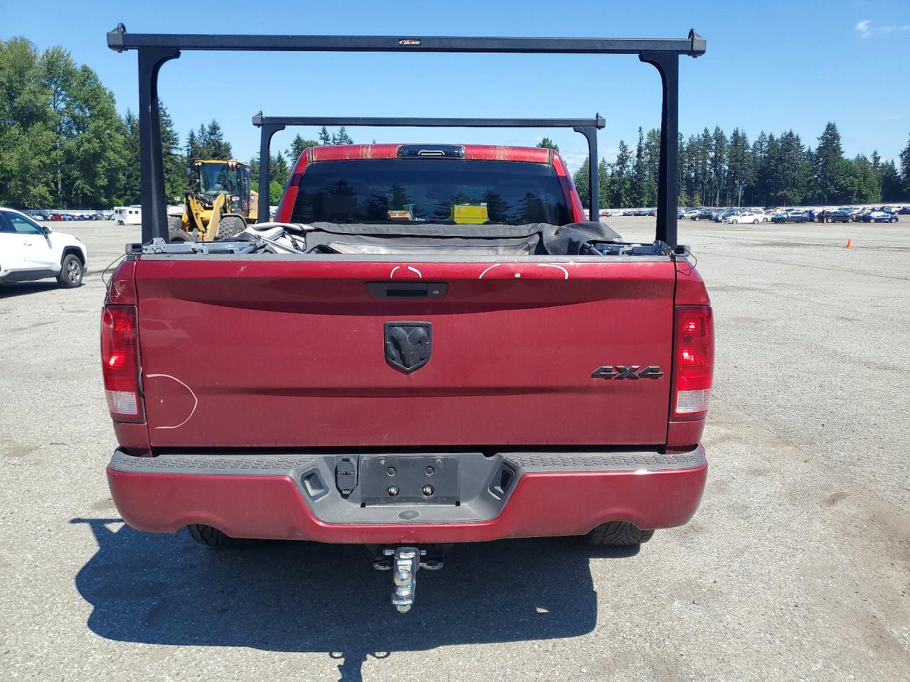 2014 Ram 1500 St Red vin: 1C6RR7KT7ES208036