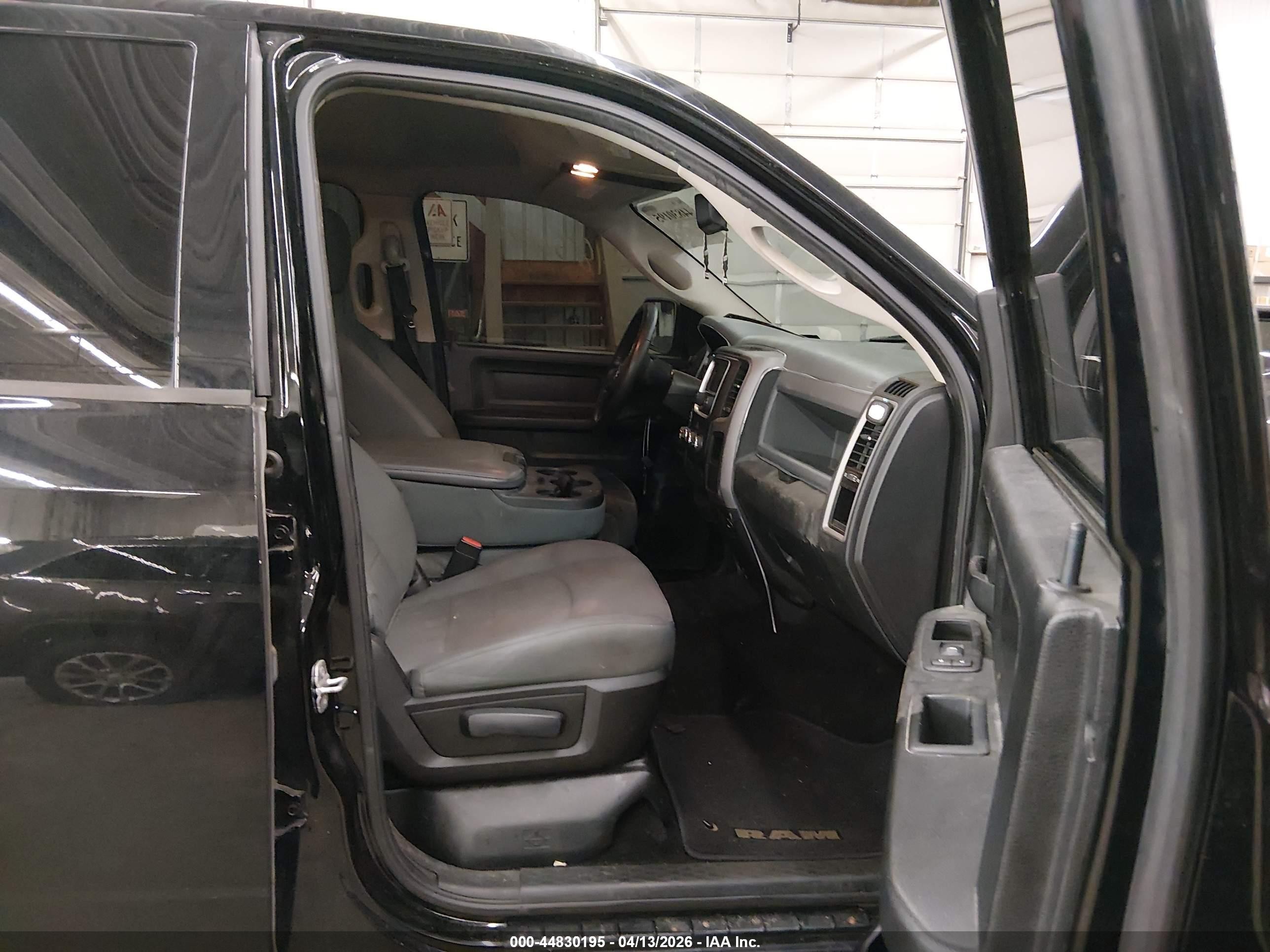 2014 Ram 1500 Express Black vin: 1C6RR7KT7ES220851