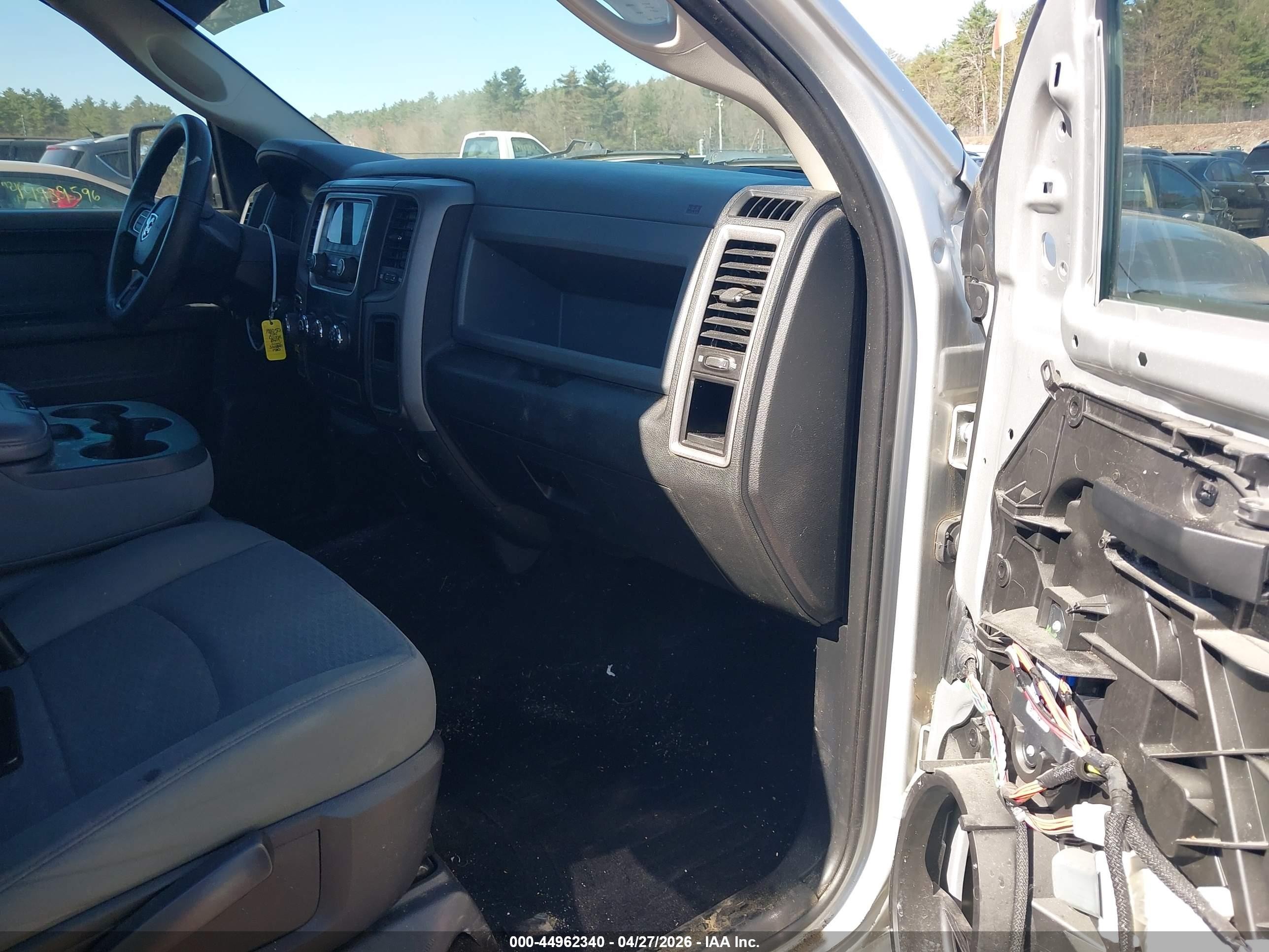2014 Ram 1500 Express Silver vin: 1C6RR7KT7ES335840