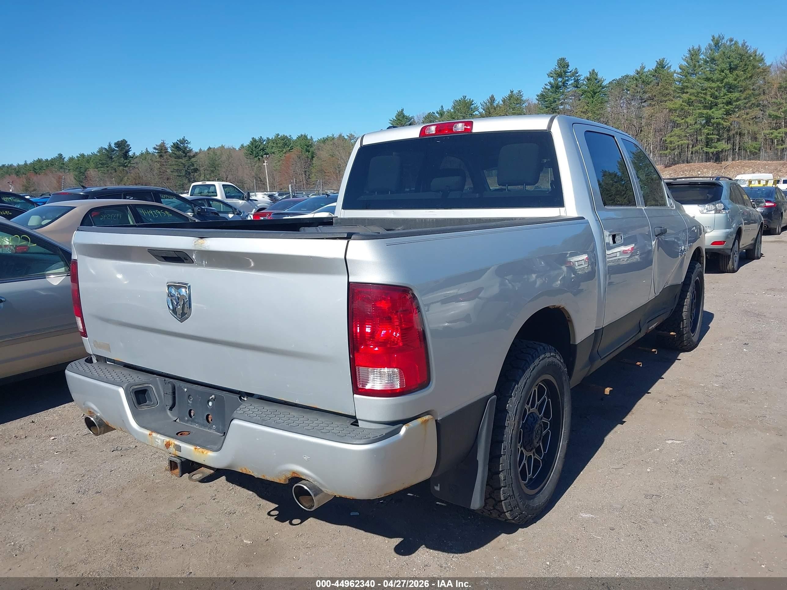 2014 Ram 1500 Express Silver vin: 1C6RR7KT7ES335840