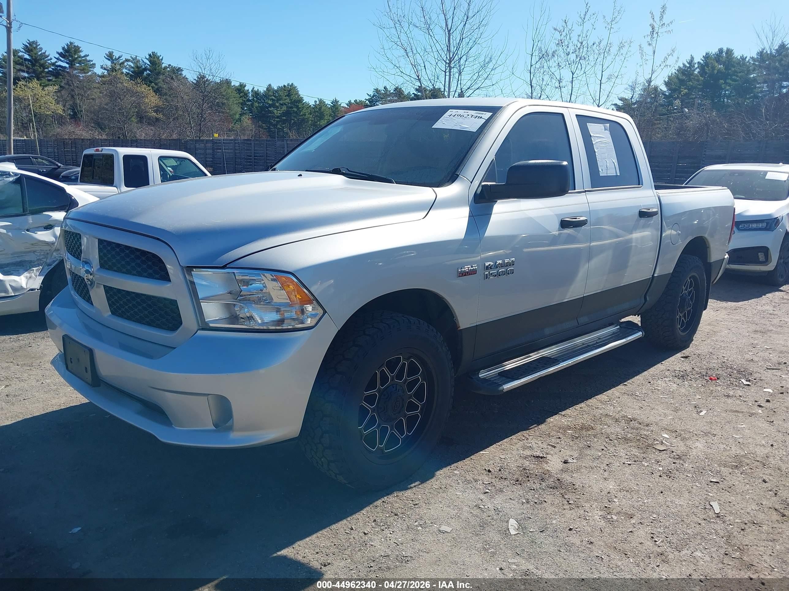 2014 Ram 1500 Express Silver vin: 1C6RR7KT7ES335840