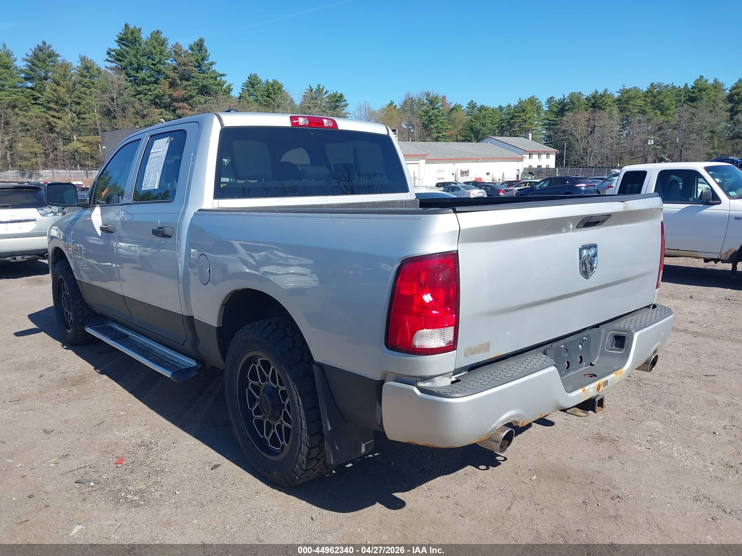 2014 Ram 1500 Express Silver vin: 1C6RR7KT7ES335840