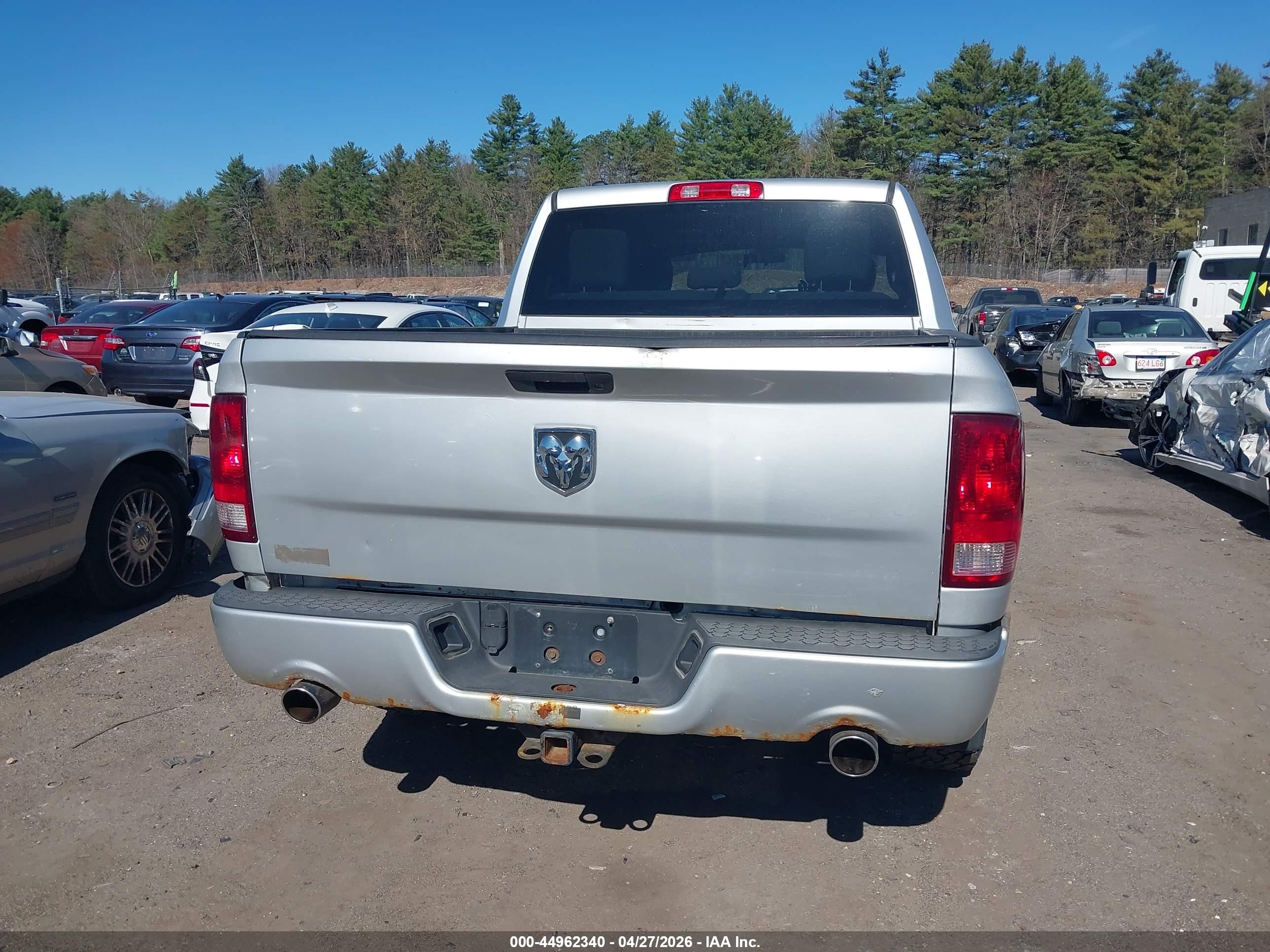2014 Ram 1500 Express Silver vin: 1C6RR7KT7ES335840