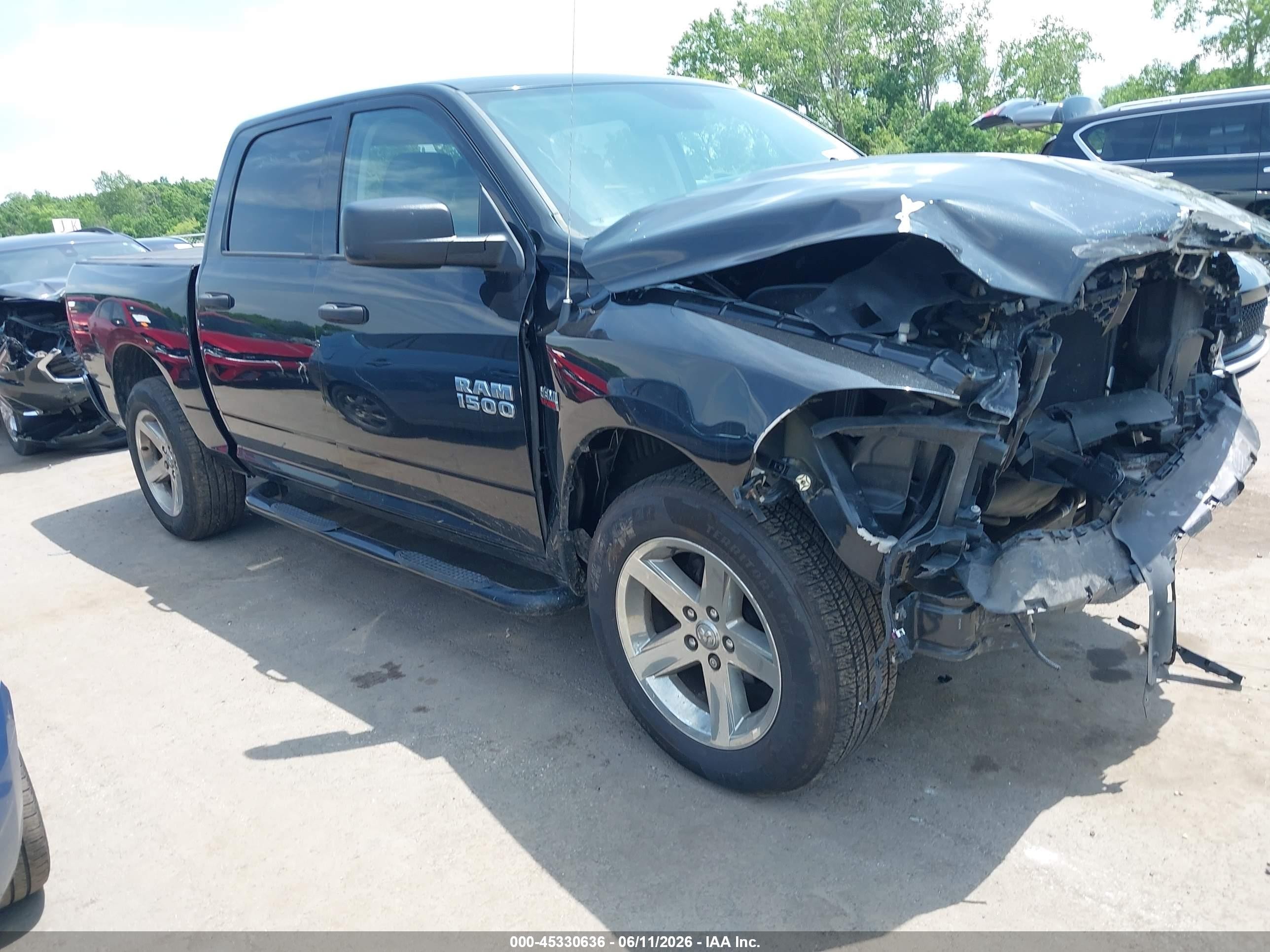2015 Ram 1500 Express Черный vin: 1C6RR7KT7FS648646