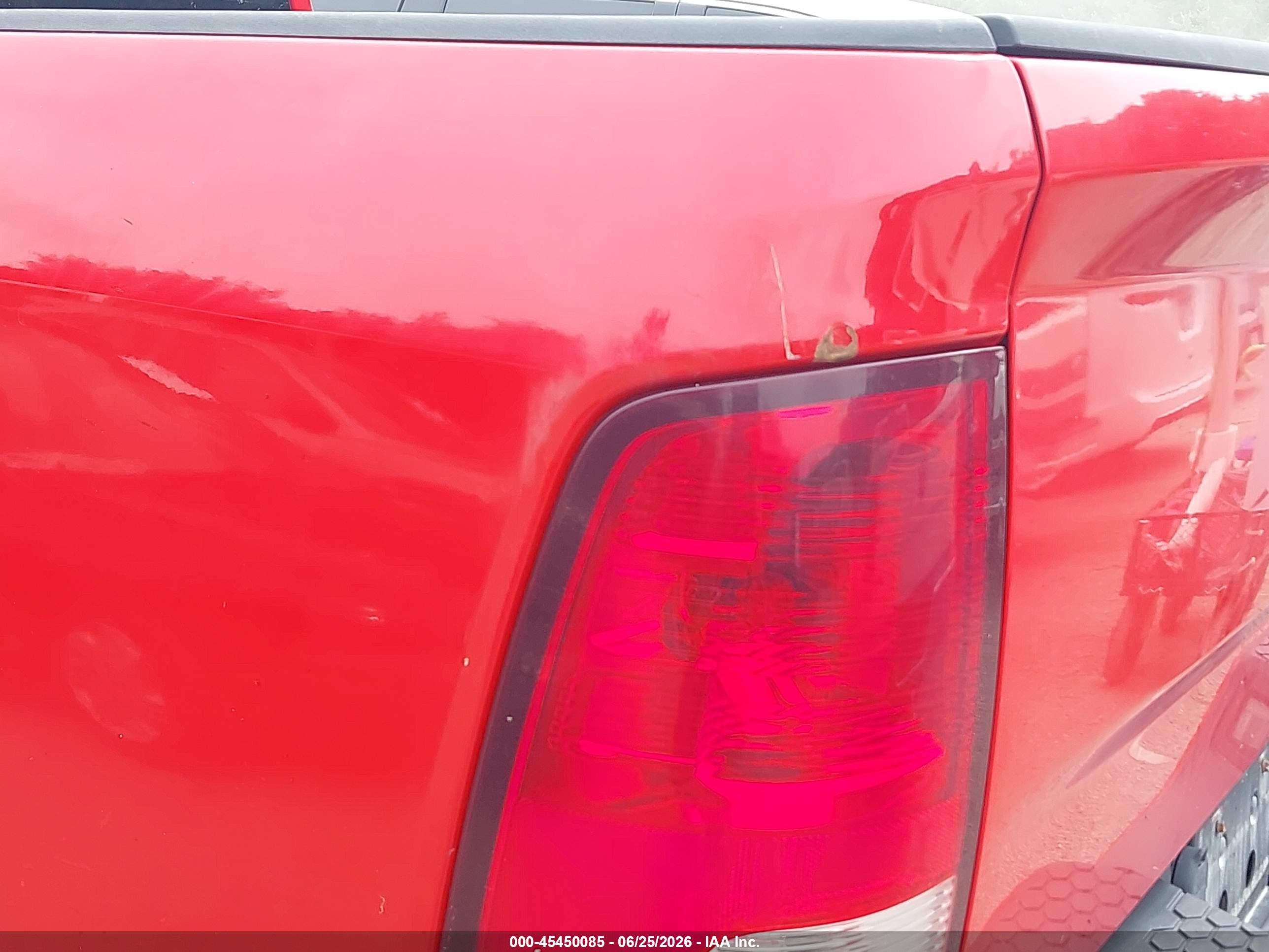 2015 Ram 1500 Express Red vin: 1C6RR7KT7FS767457