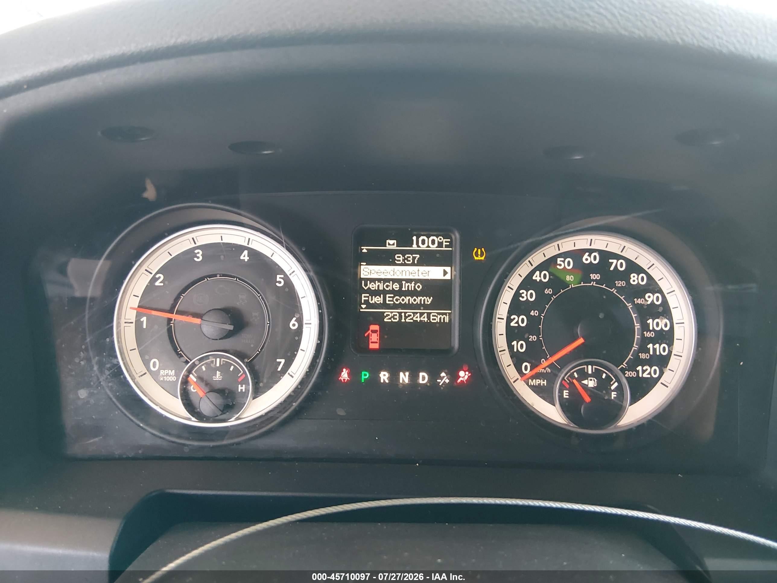 2013 Ram 1500 Express White vin: 1C6RR7KT8DS509719