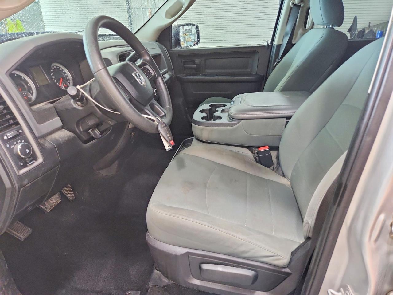 2015 Ram 1500 St Silver vin: 1C6RR7KT9FS667621