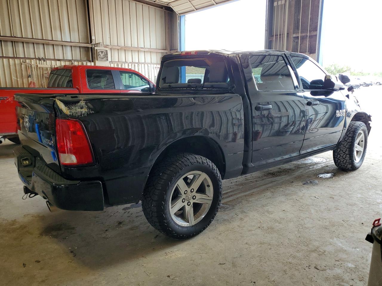 2013 Ram 1500 St Black vin: 1C6RR7KTXDS551082