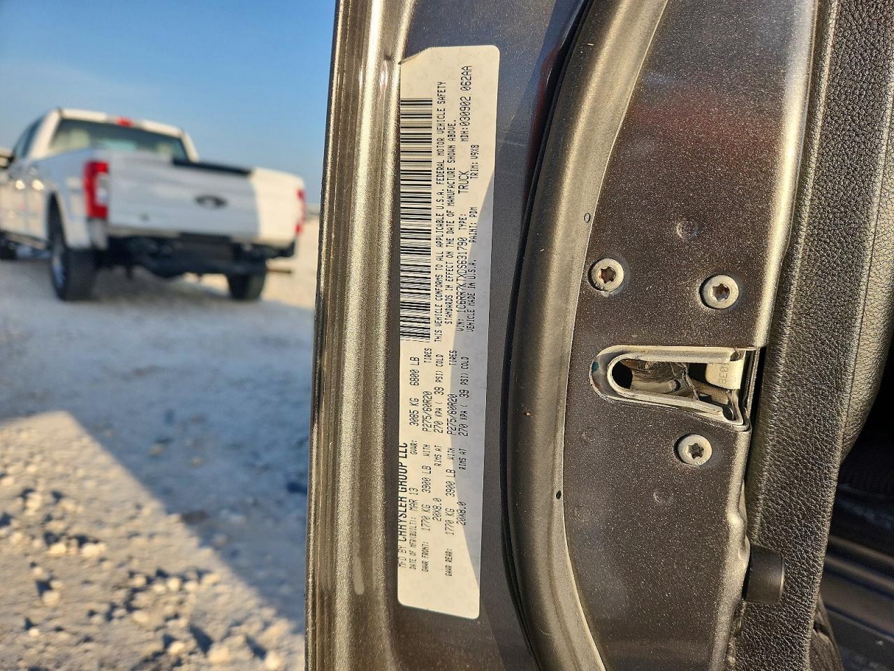 2013 Ram 1500 St Gray vin: 1C6RR7KTXDS631790