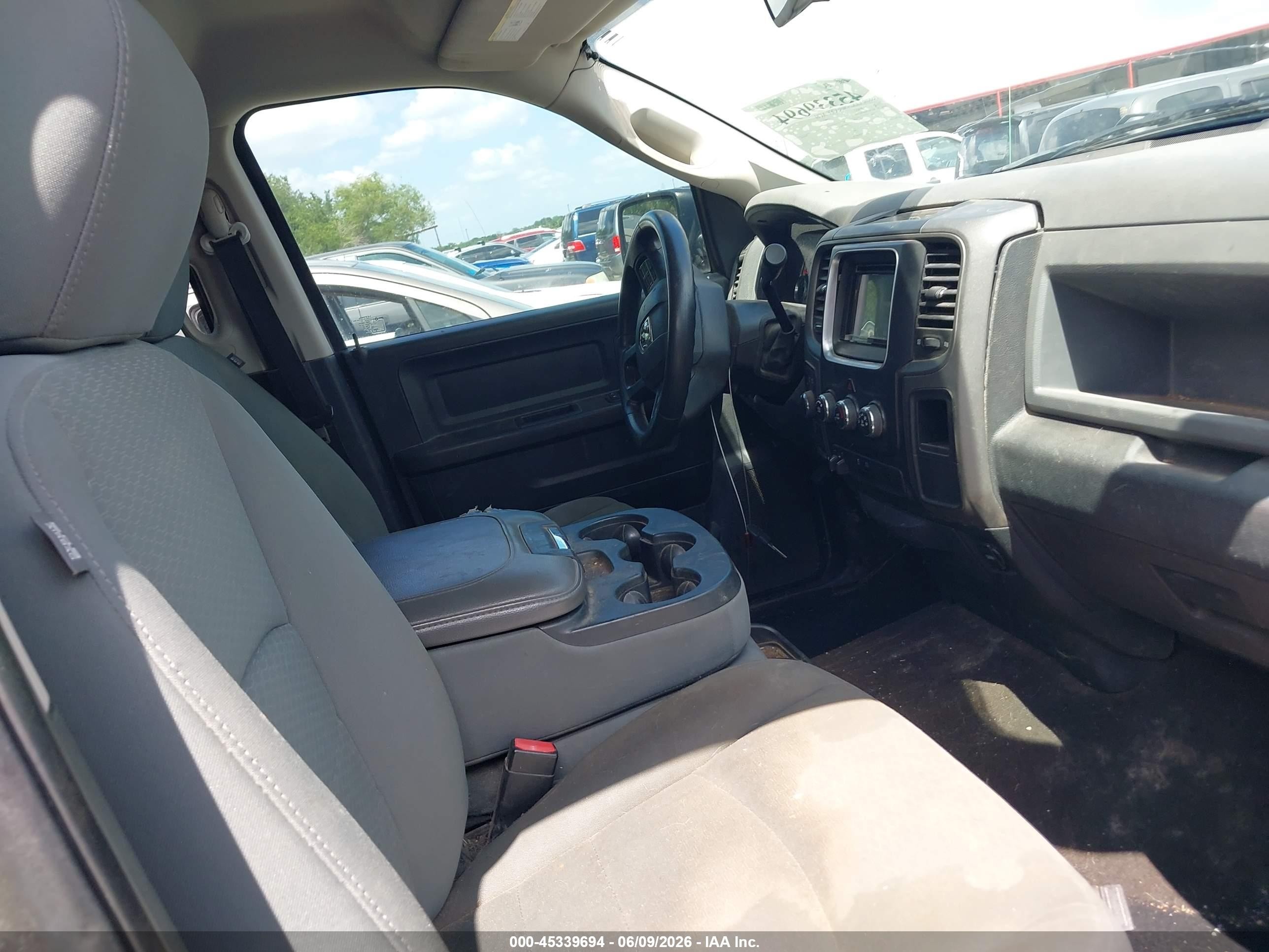 2013 Ram 1500 Express Серый vin: 1C6RR7KTXDS687714