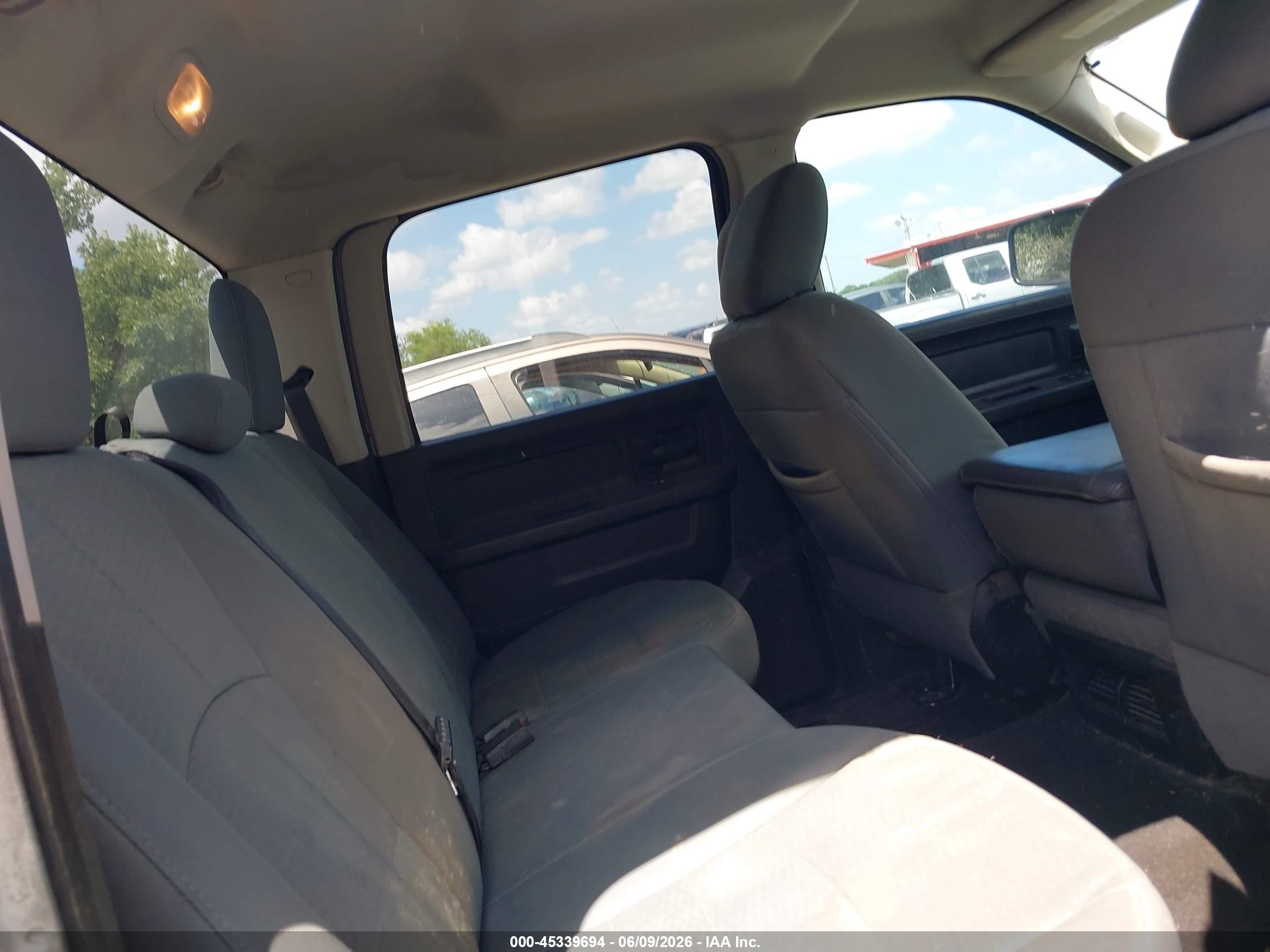 2013 Ram 1500 Express Серый vin: 1C6RR7KTXDS687714