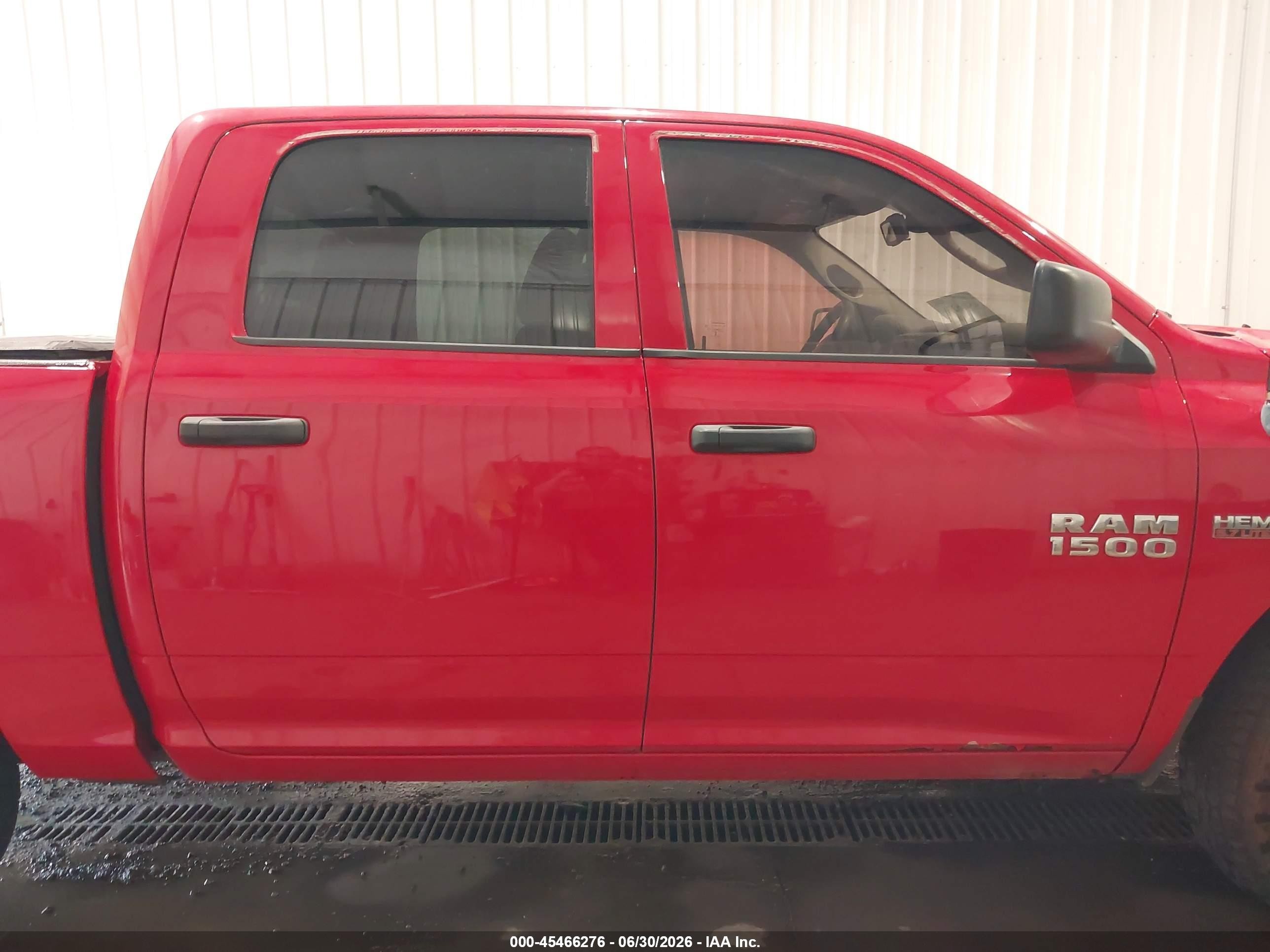 2014 Ram 1500 Express Red vin: 1C6RR7KTXES165974